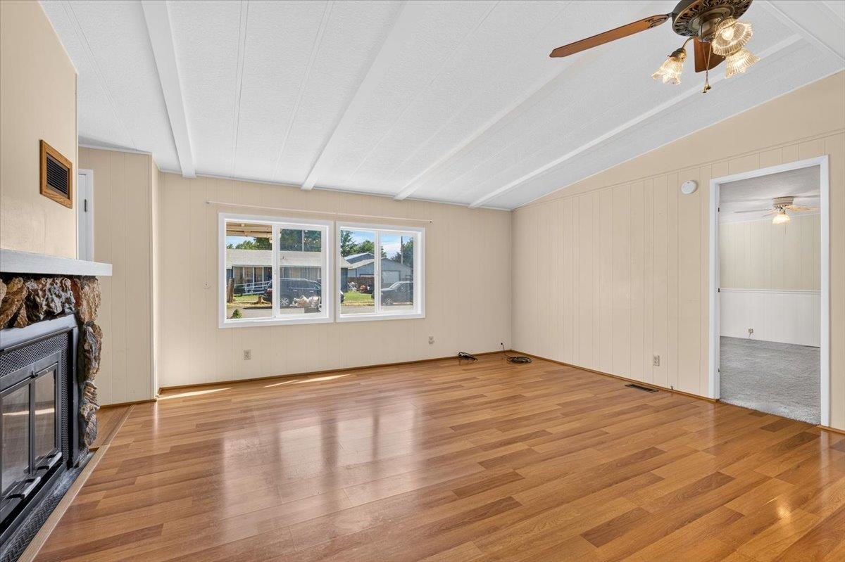 202 Marshall St - Photo 10