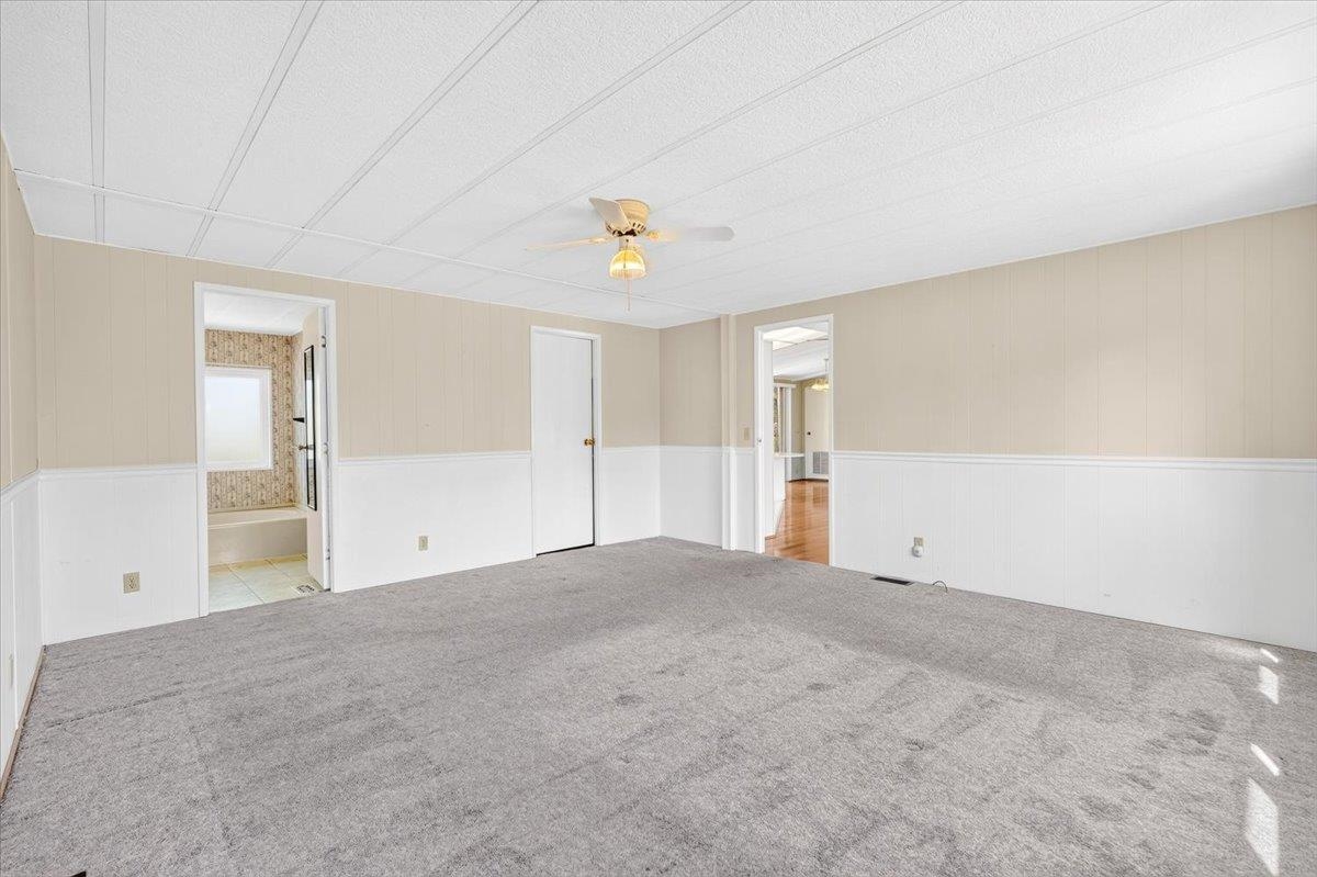 202 Marshall St - Photo 15