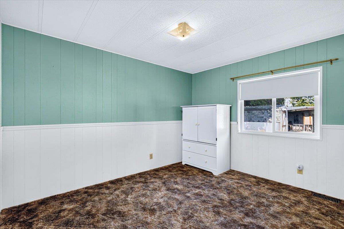 202 Marshall St - Photo 25