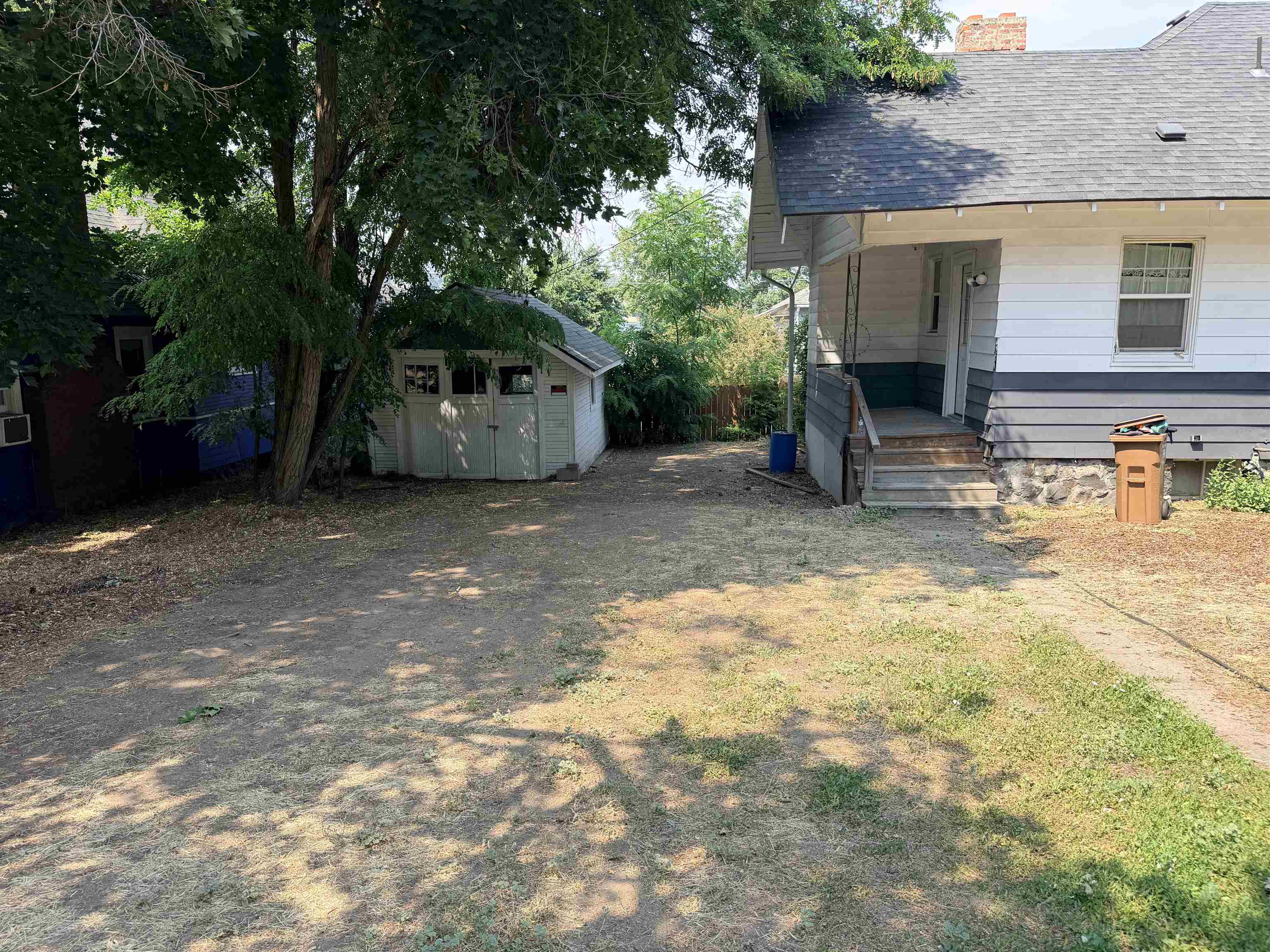 628 S ELM St - Photo 9