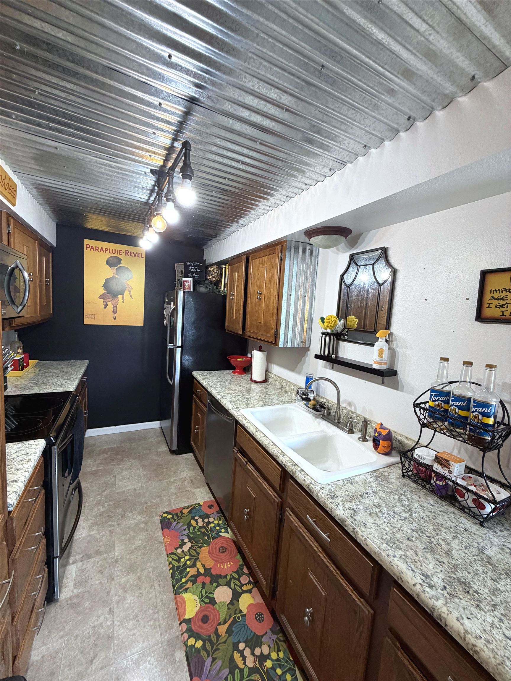 214 W 6TH Ave - Photo 5