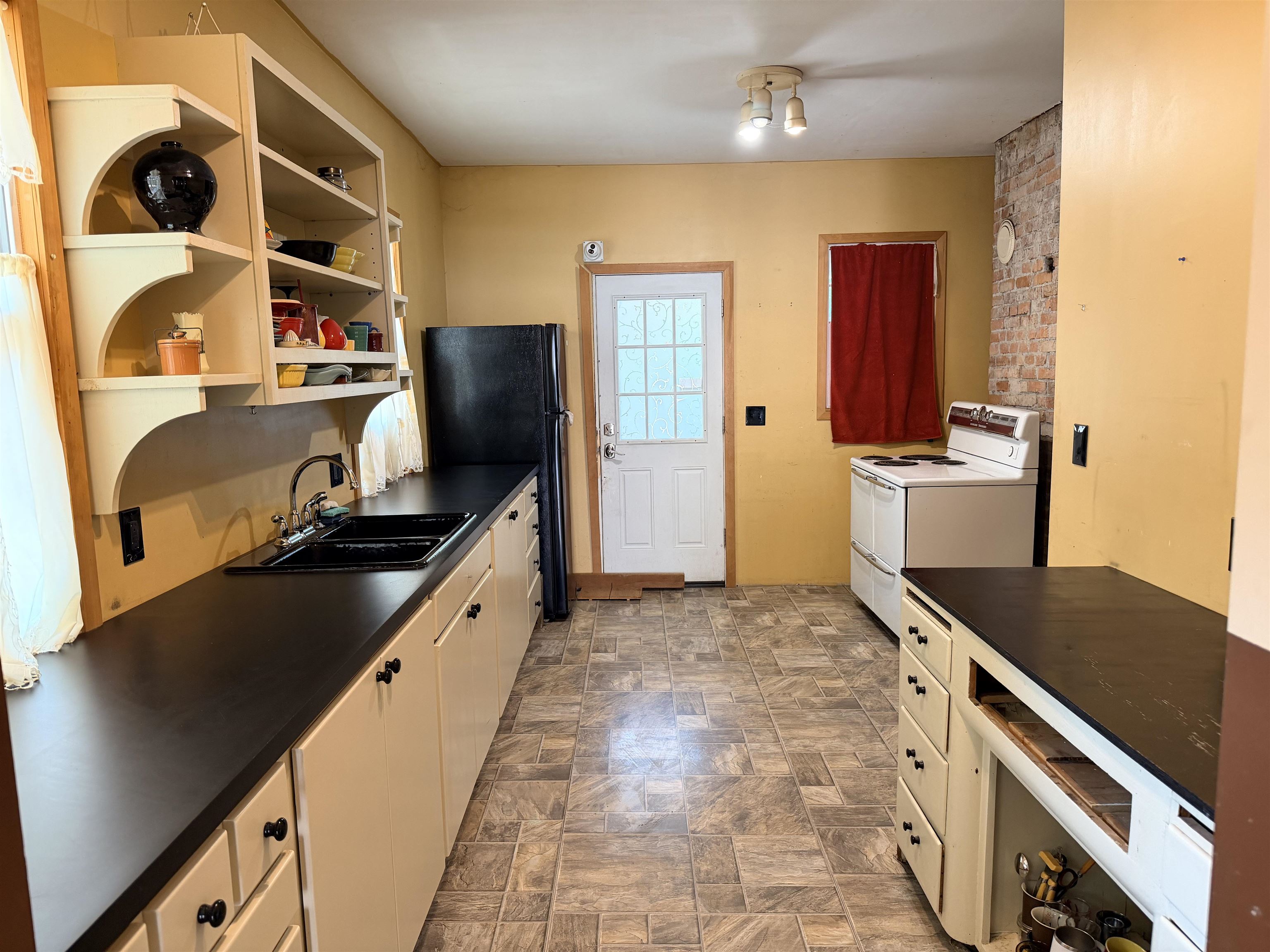 628 S ELM St - Photo 24