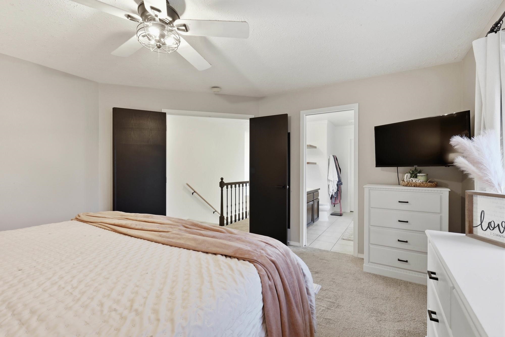 5711 S Rebecca St - Photo 19