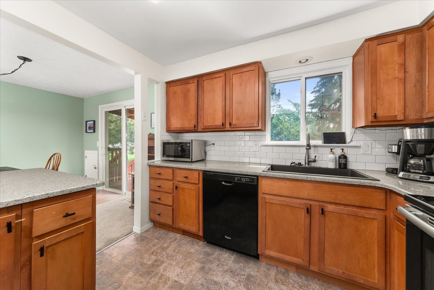 2823 S Bates Rd - Photo 10