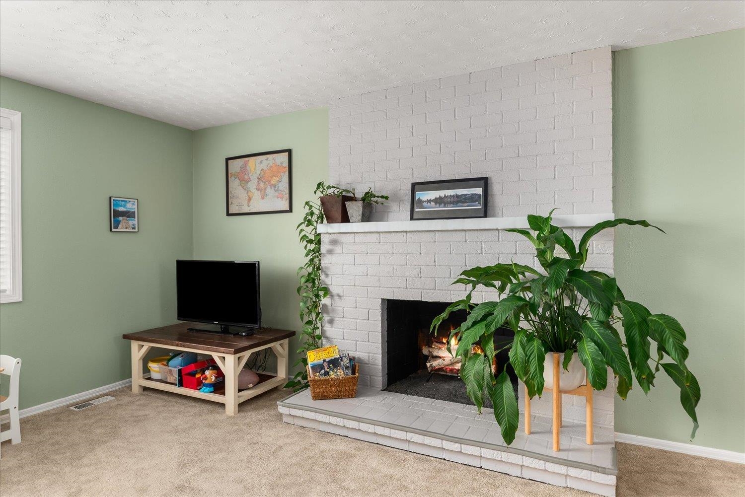 2823 S Bates Rd - Photo 4