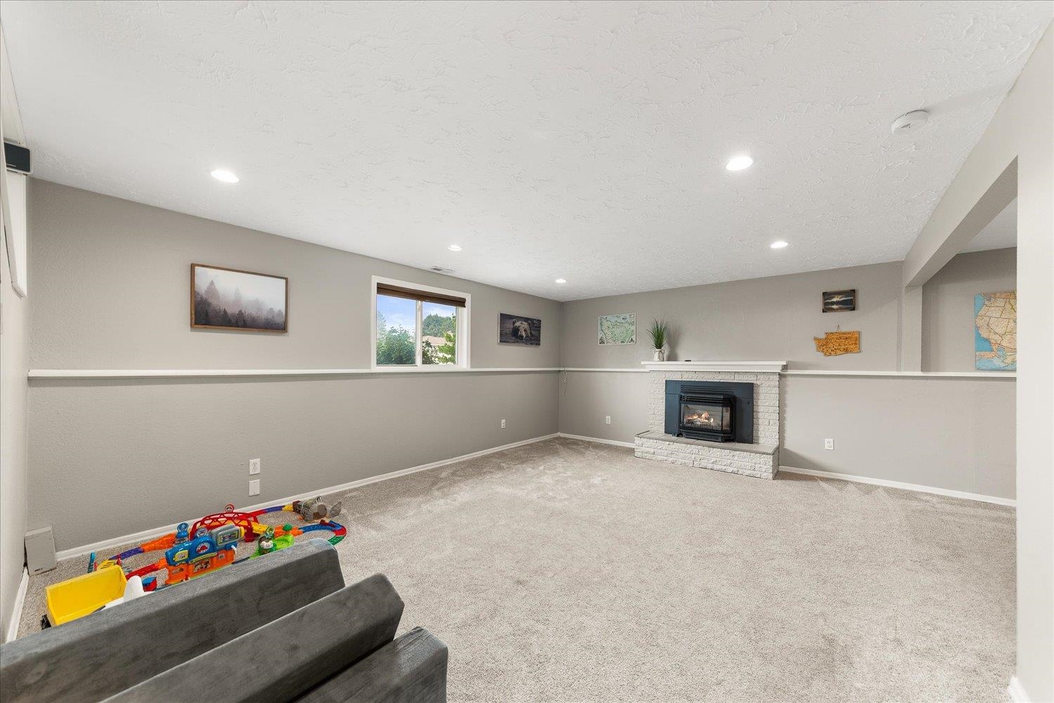 2823 S Bates Rd - Photo 21