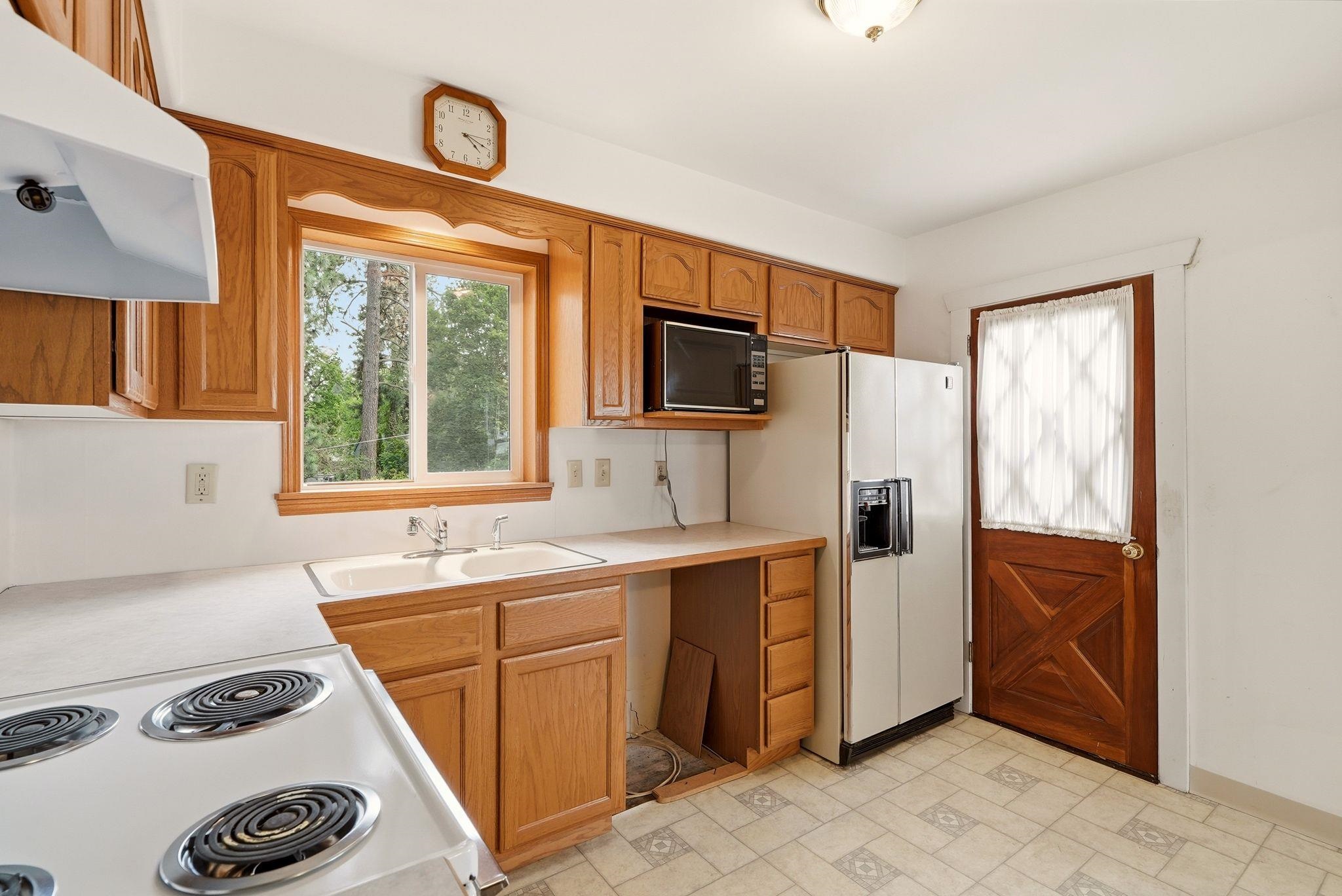 418 E 19th Ave - Photo 11