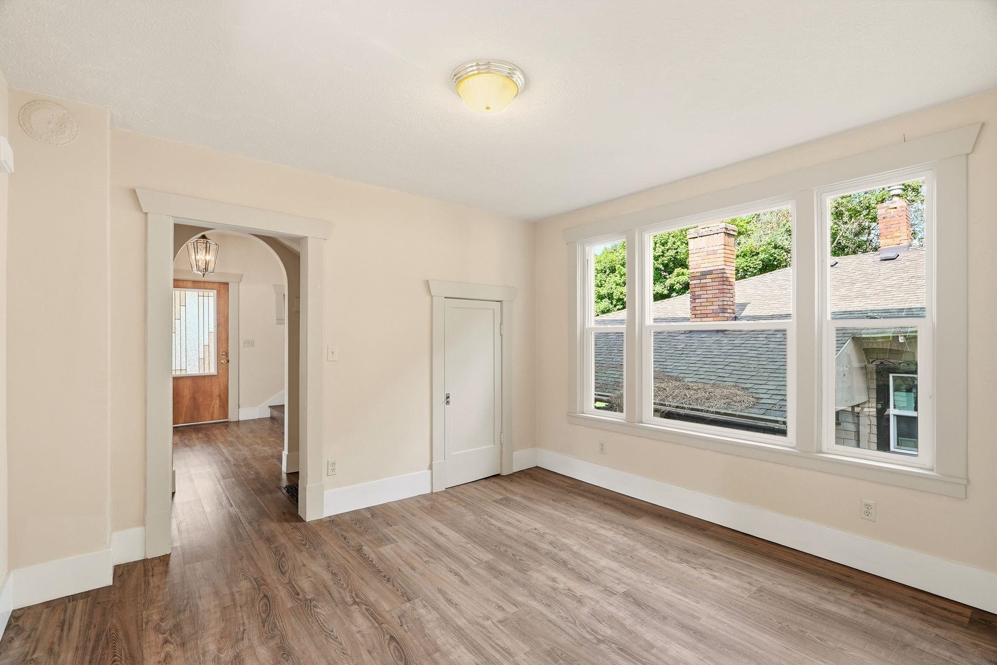 418 E 19th Ave - Photo 6