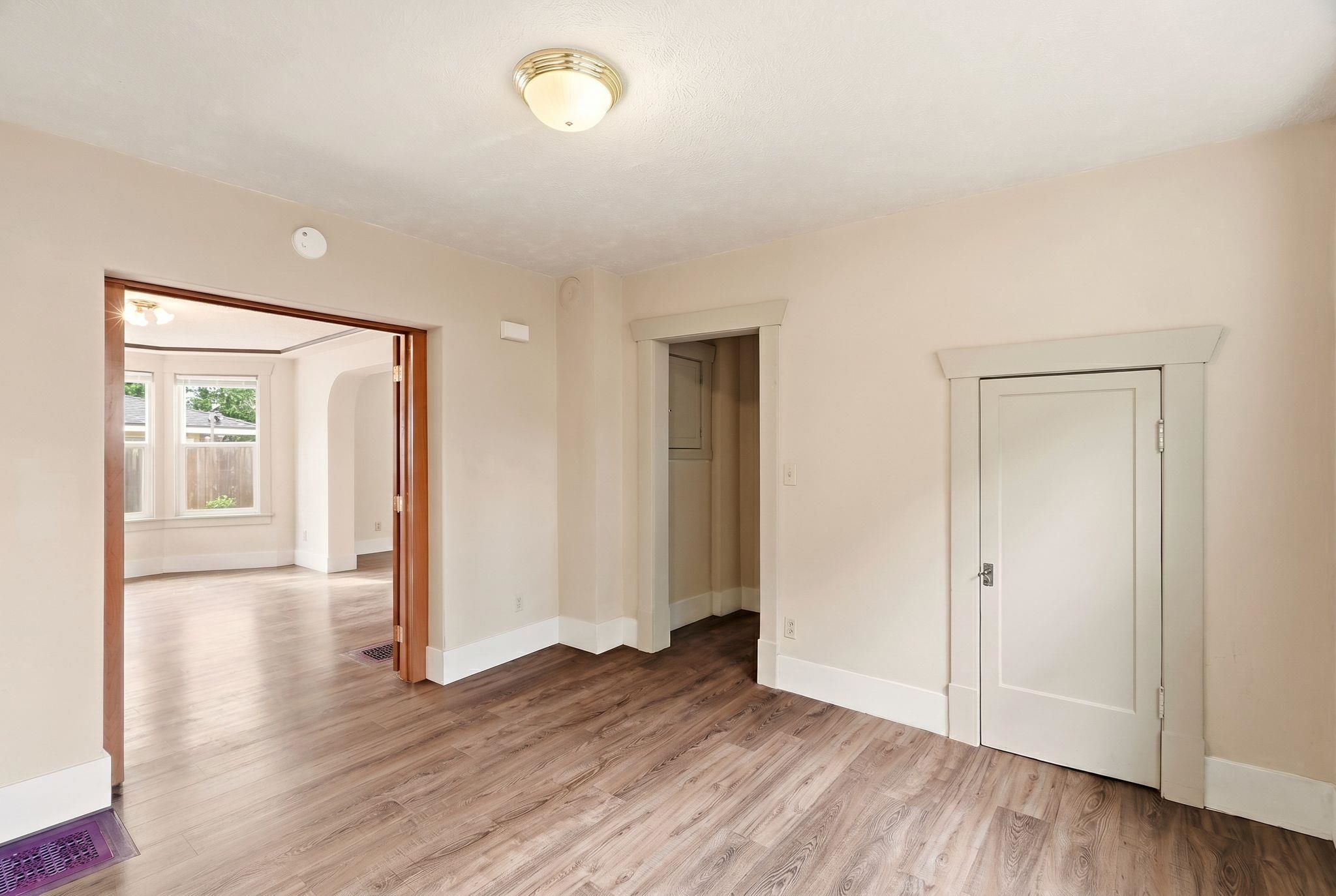 418 E 19th Ave - Photo 13