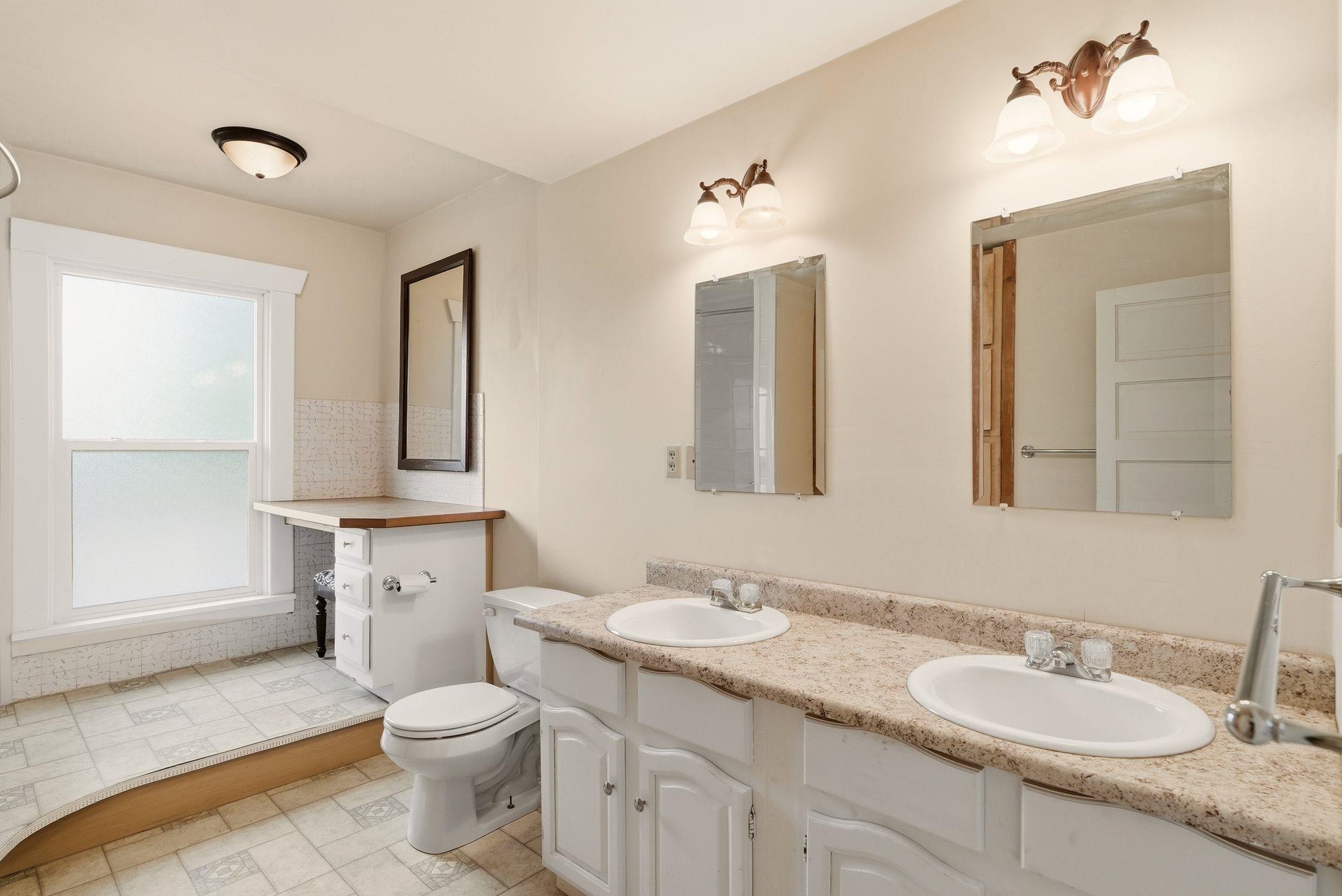 418 E 19th Ave - Photo 17