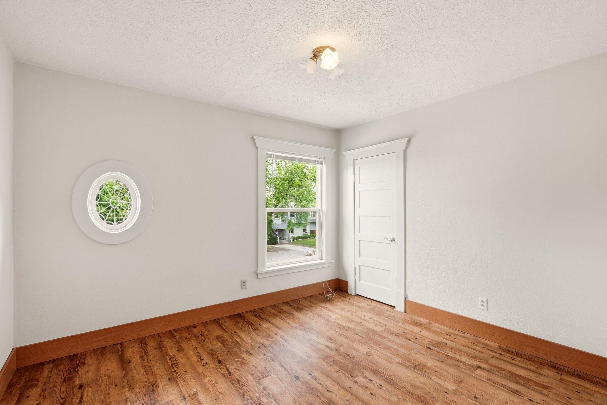 418 E 19th Ave - Photo 21