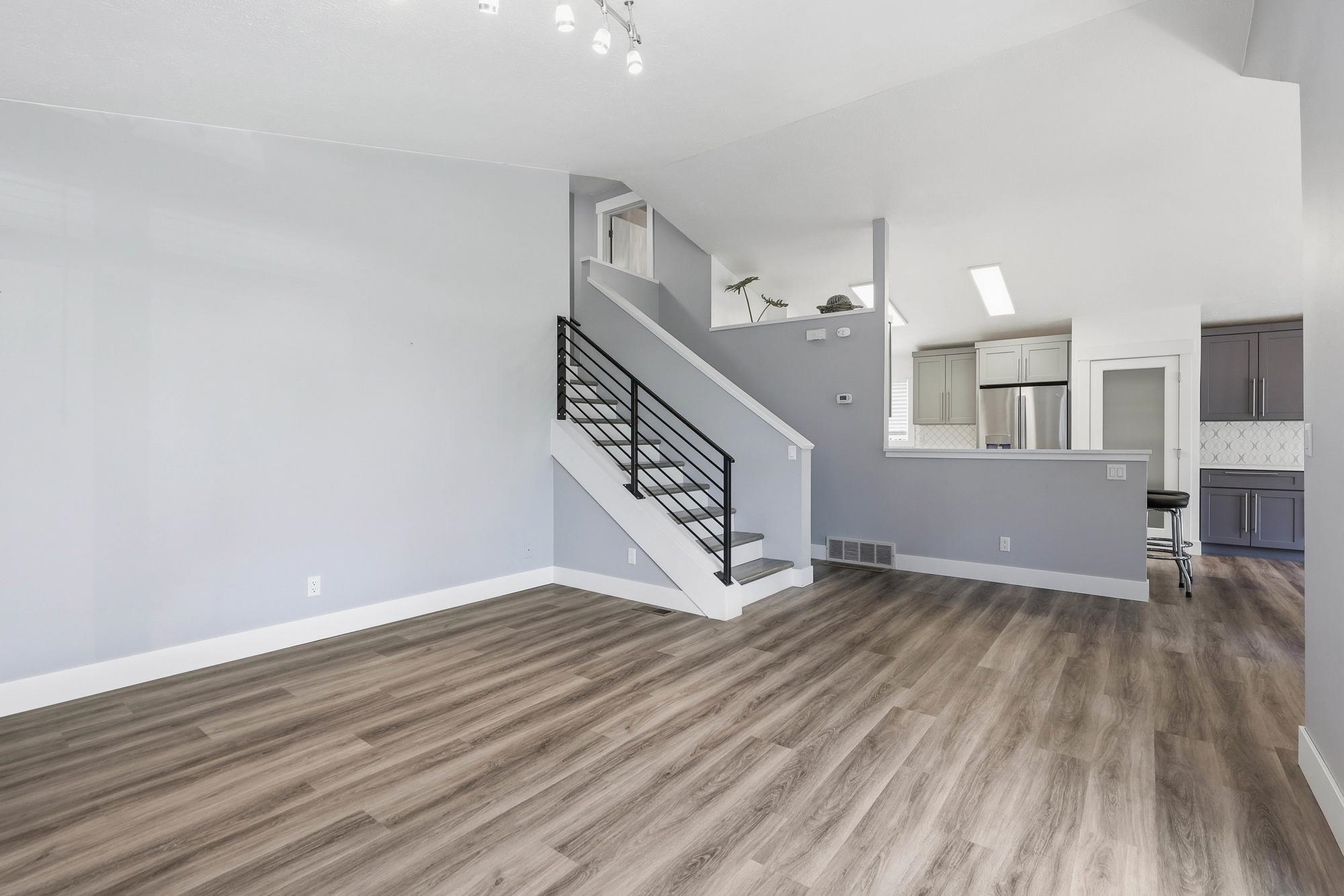 617 S F St - Photo 6