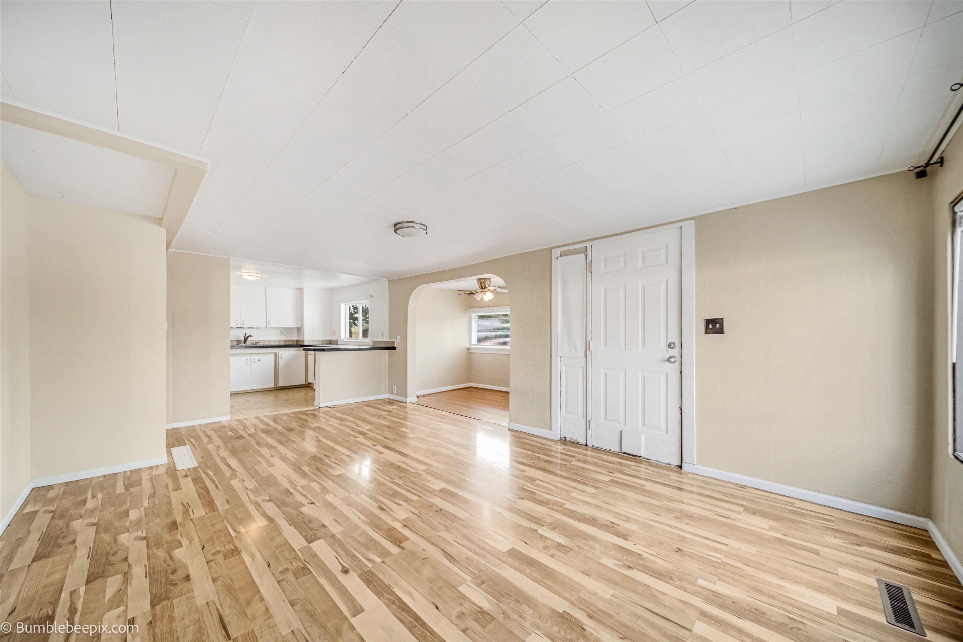 810 S University Rd - Photo 3