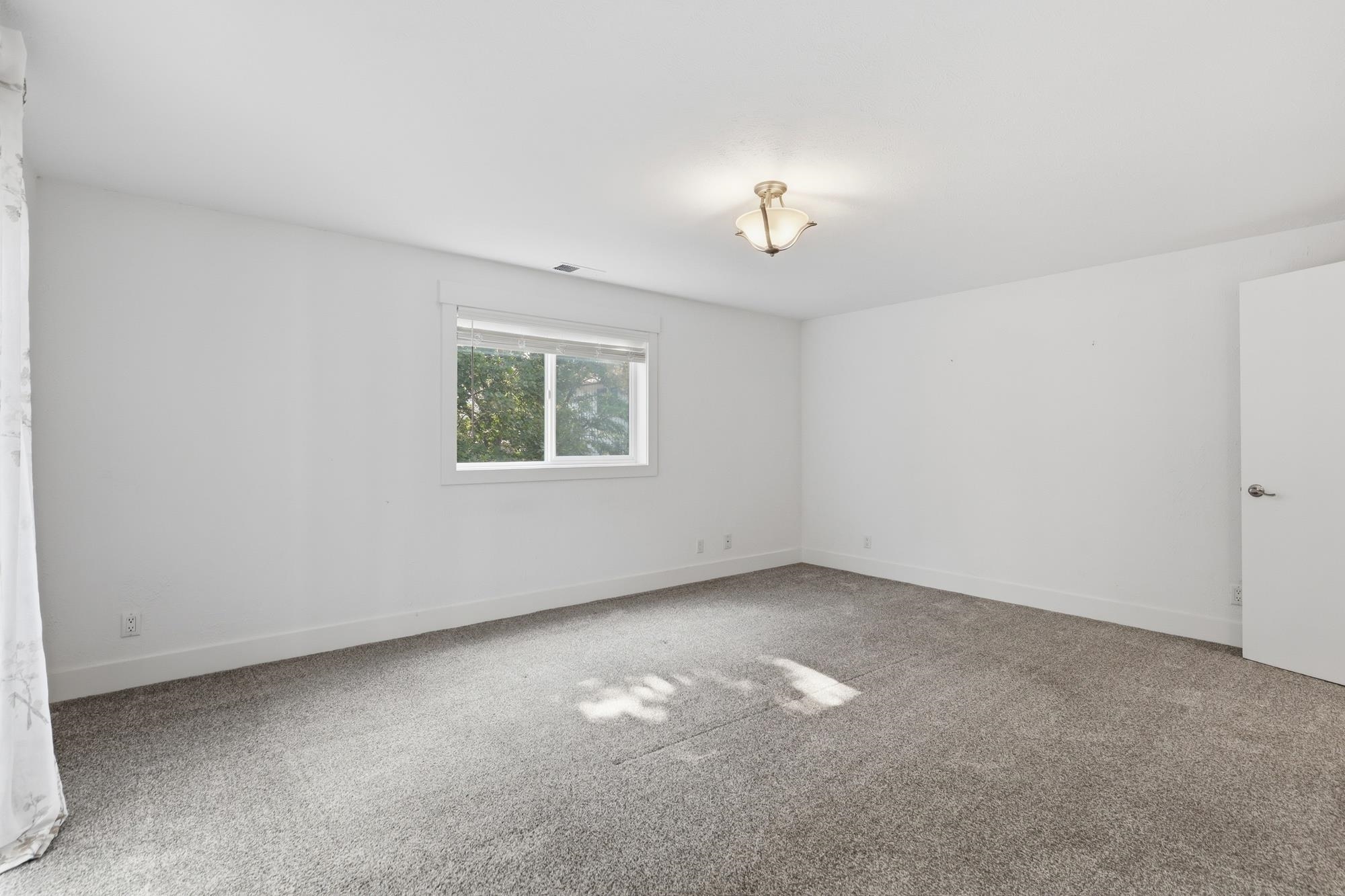 617 S F St - Photo 13