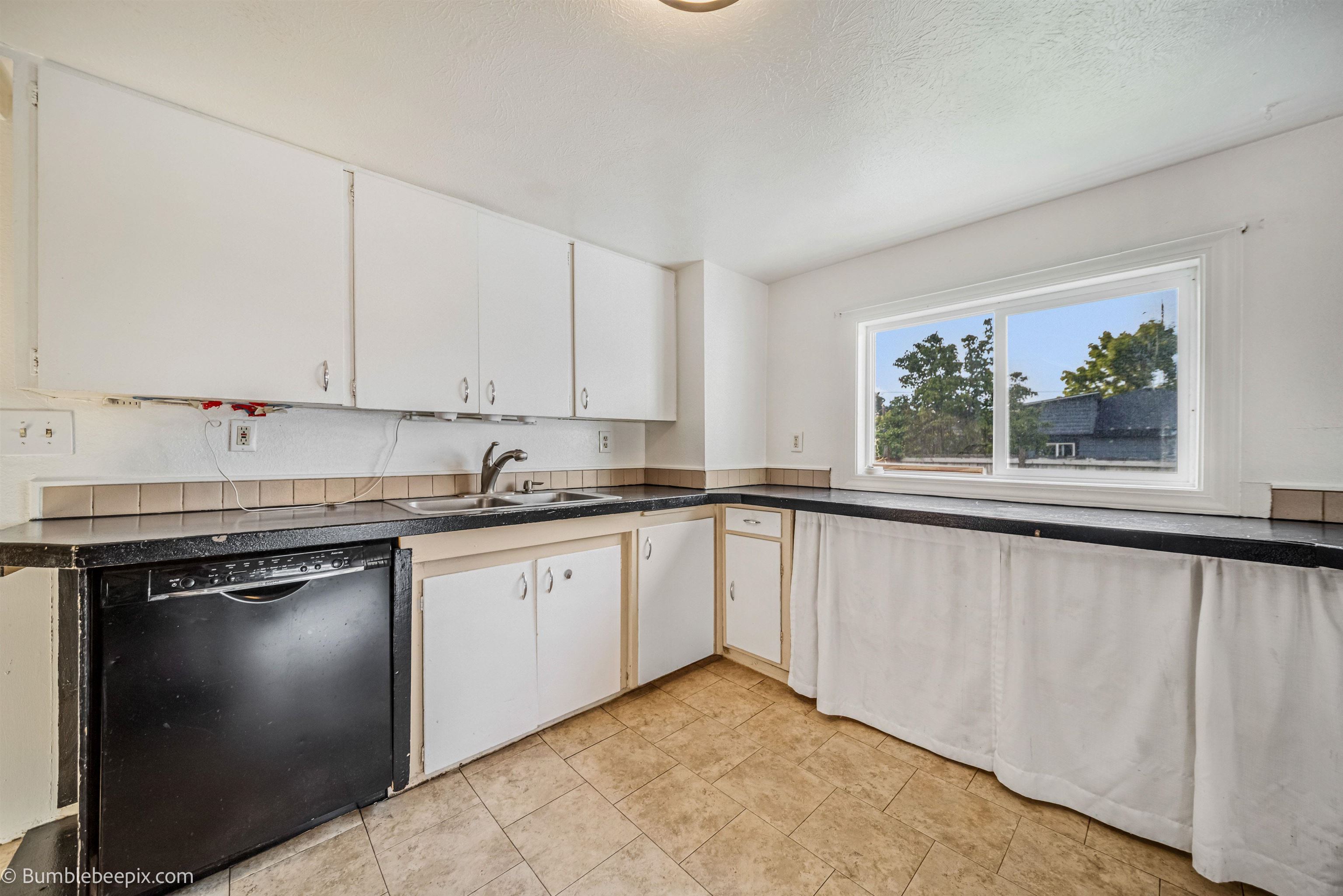810 S University Rd - Photo 9