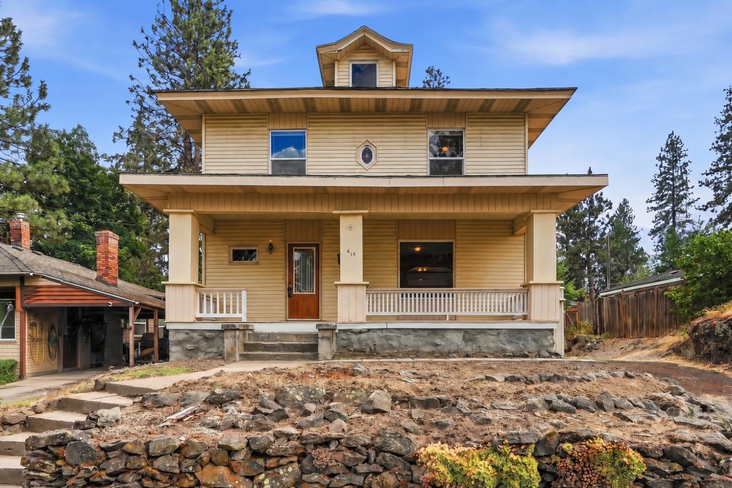 418 E 19th Ave - Photo 2