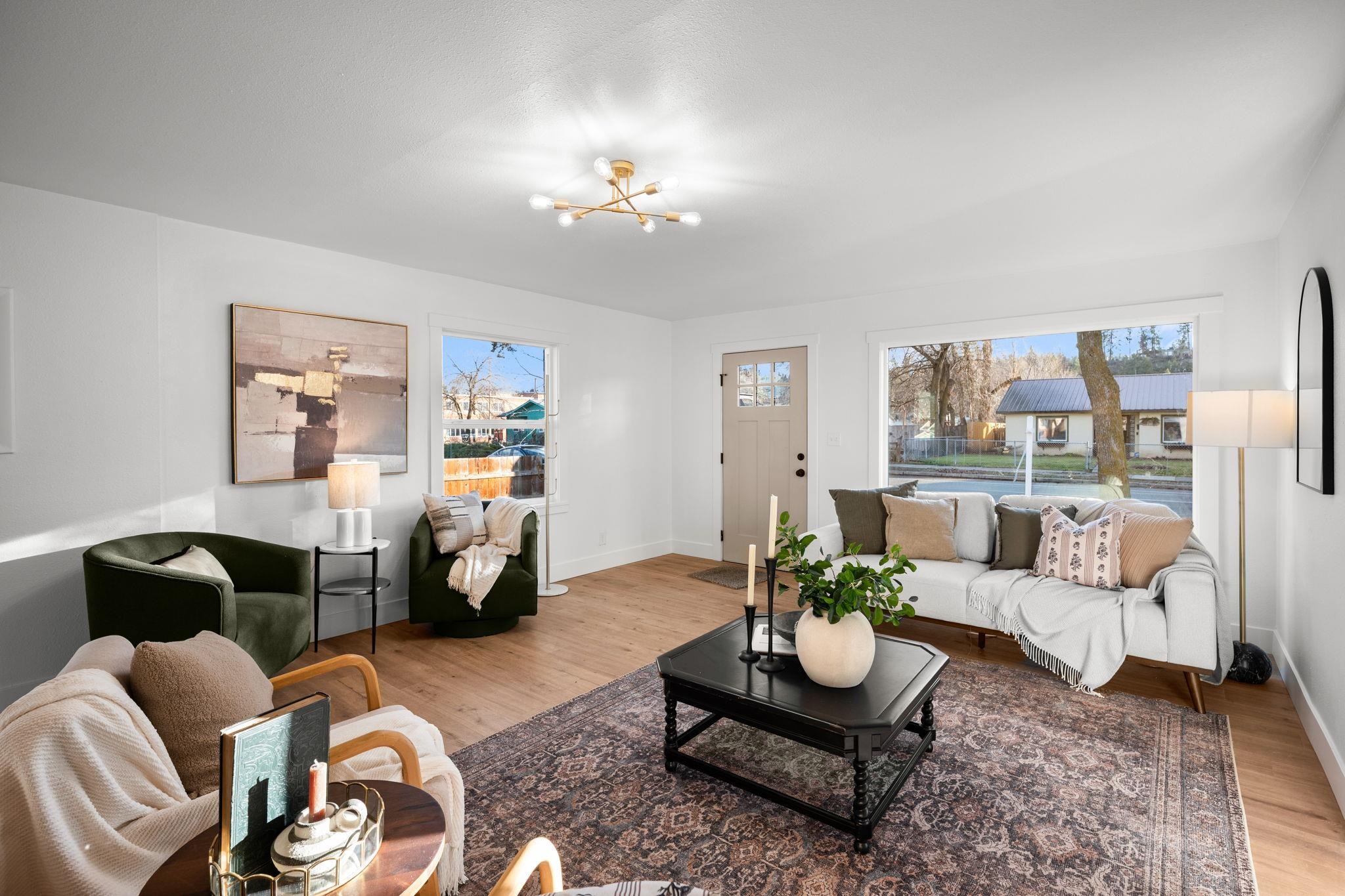 2113 E 5th Ave - Photo 5