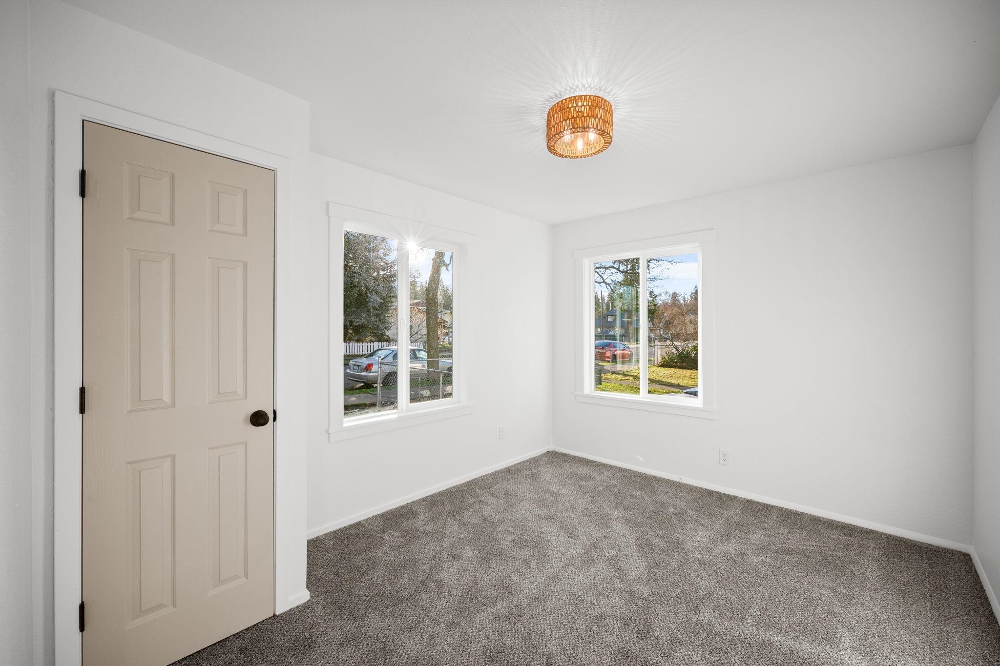 2113 E 5th Ave - Photo 13