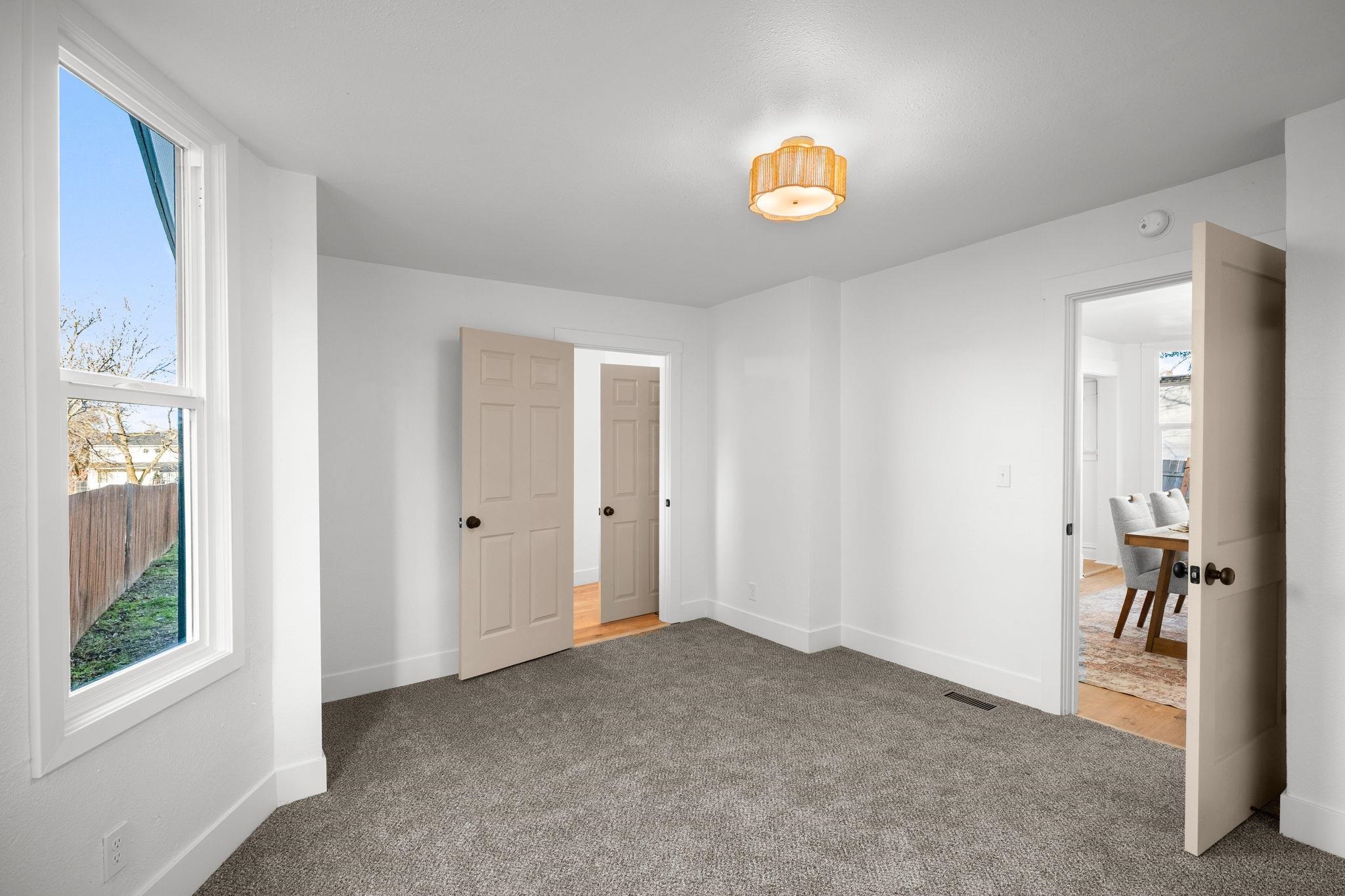 2113 E 5th Ave - Photo 16