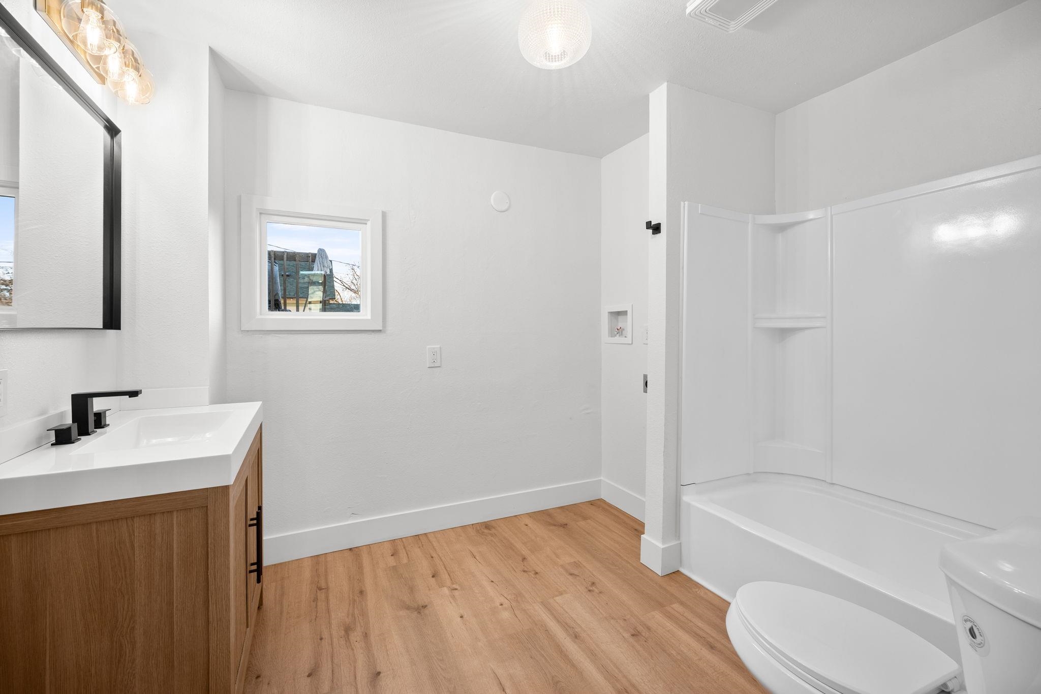 2113 E 5th Ave - Photo 17