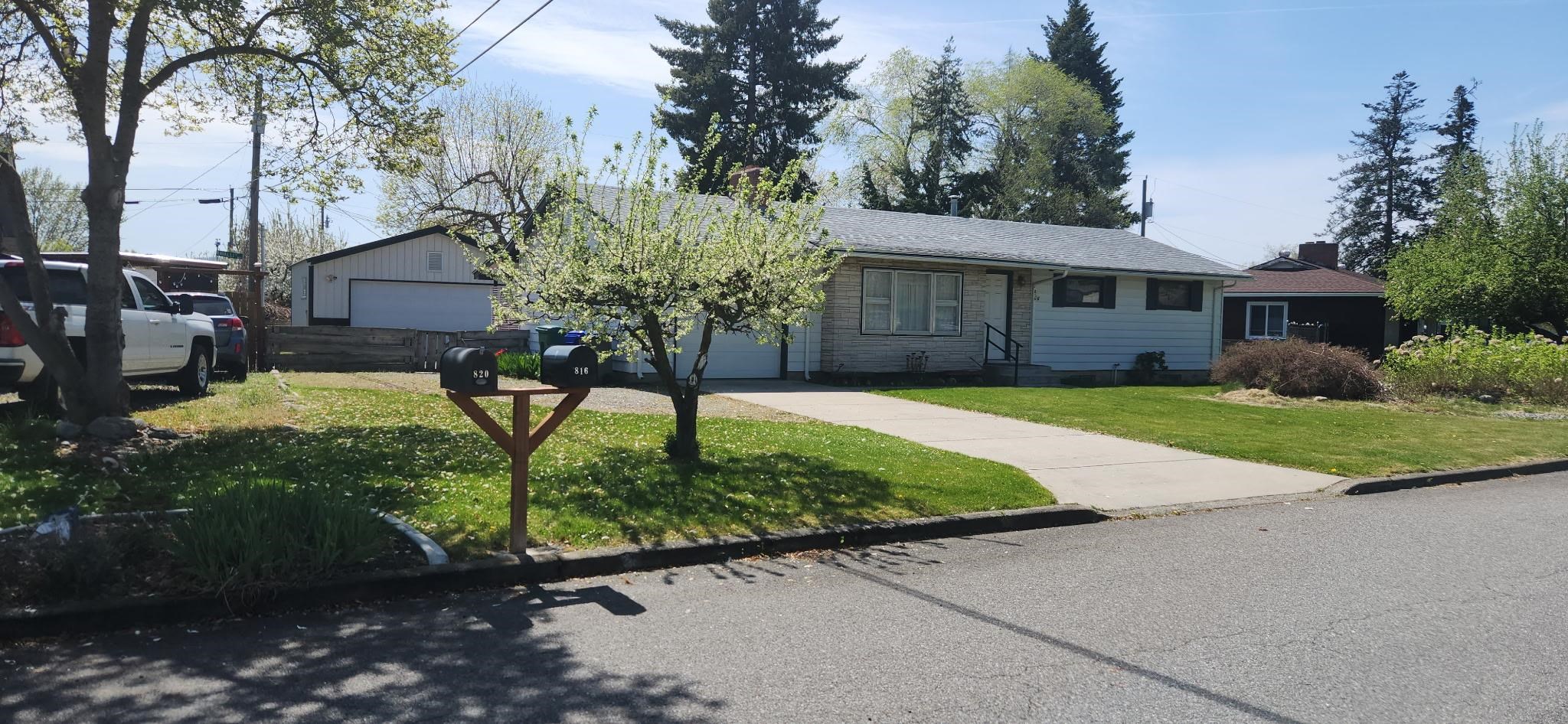 816 N Ravalli Dr - Photo 3