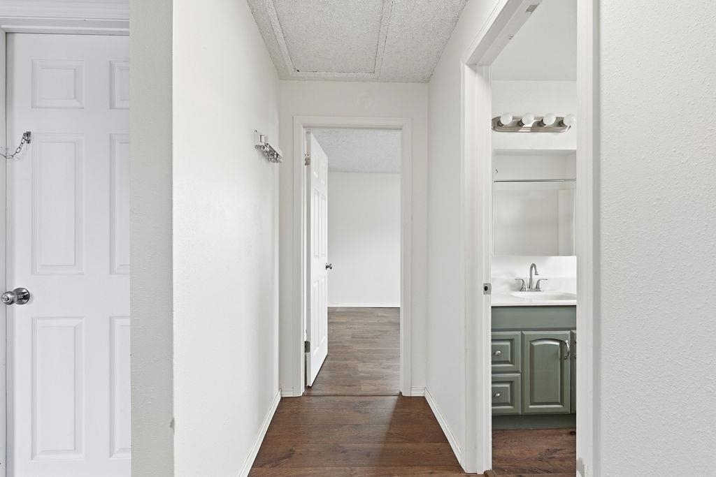 4317 N Evergreen Rd - Photo 16