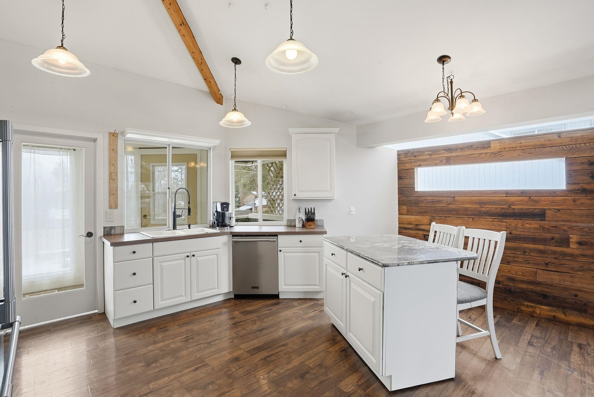 4118 E 29th Ave - Photo 9