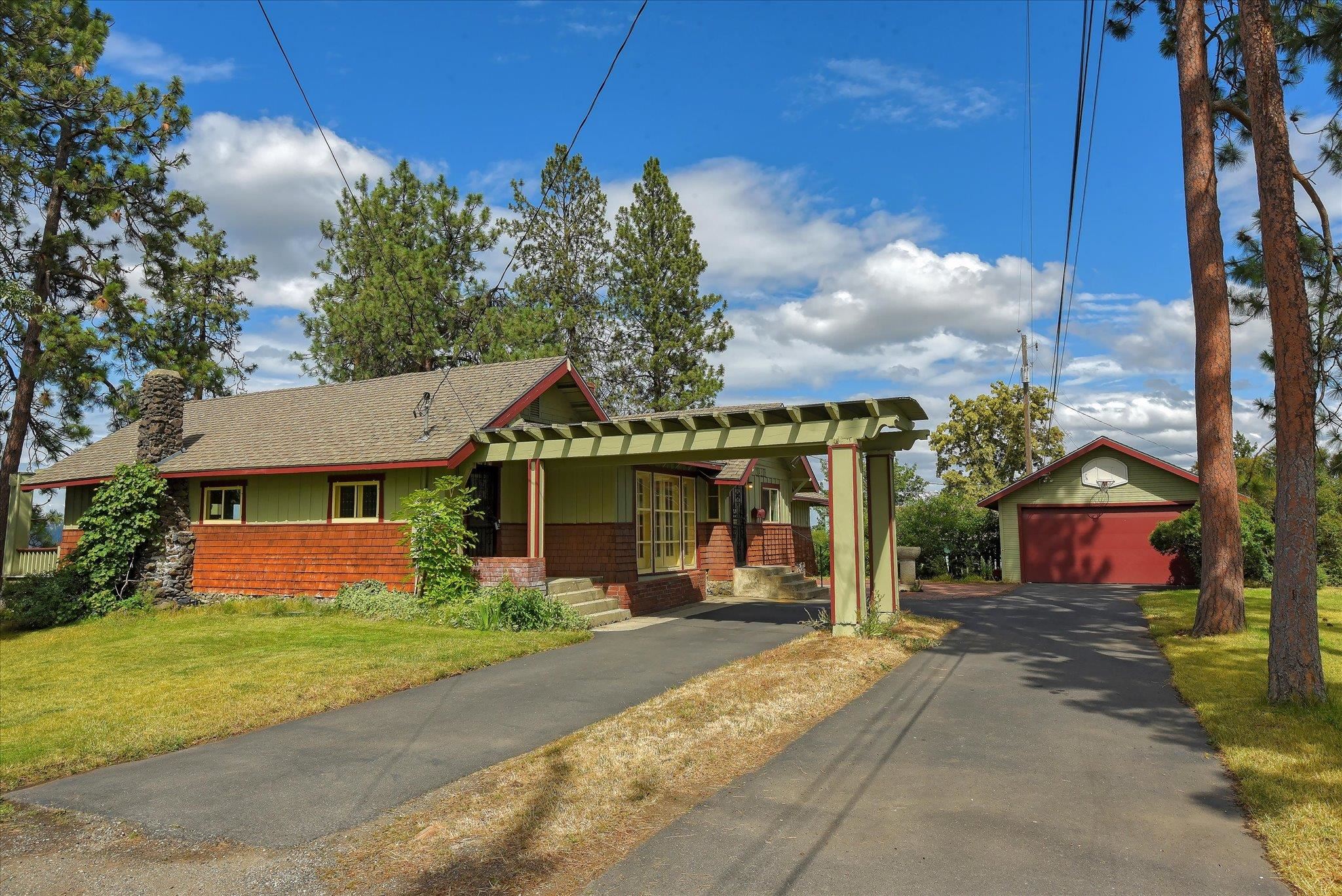 2104 E 8th Ave - Photo 3