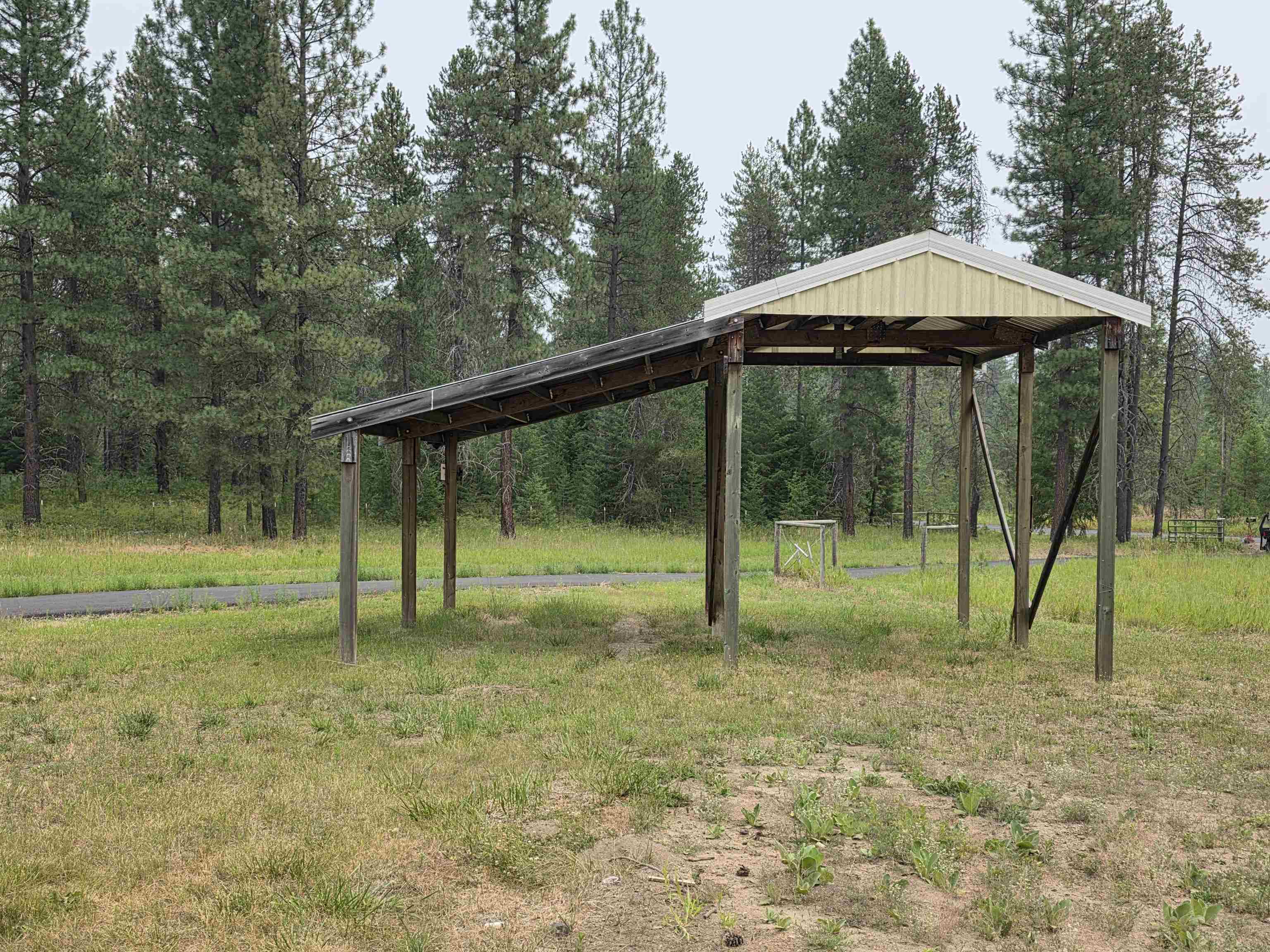 40507 N Division Rd - Photo 23