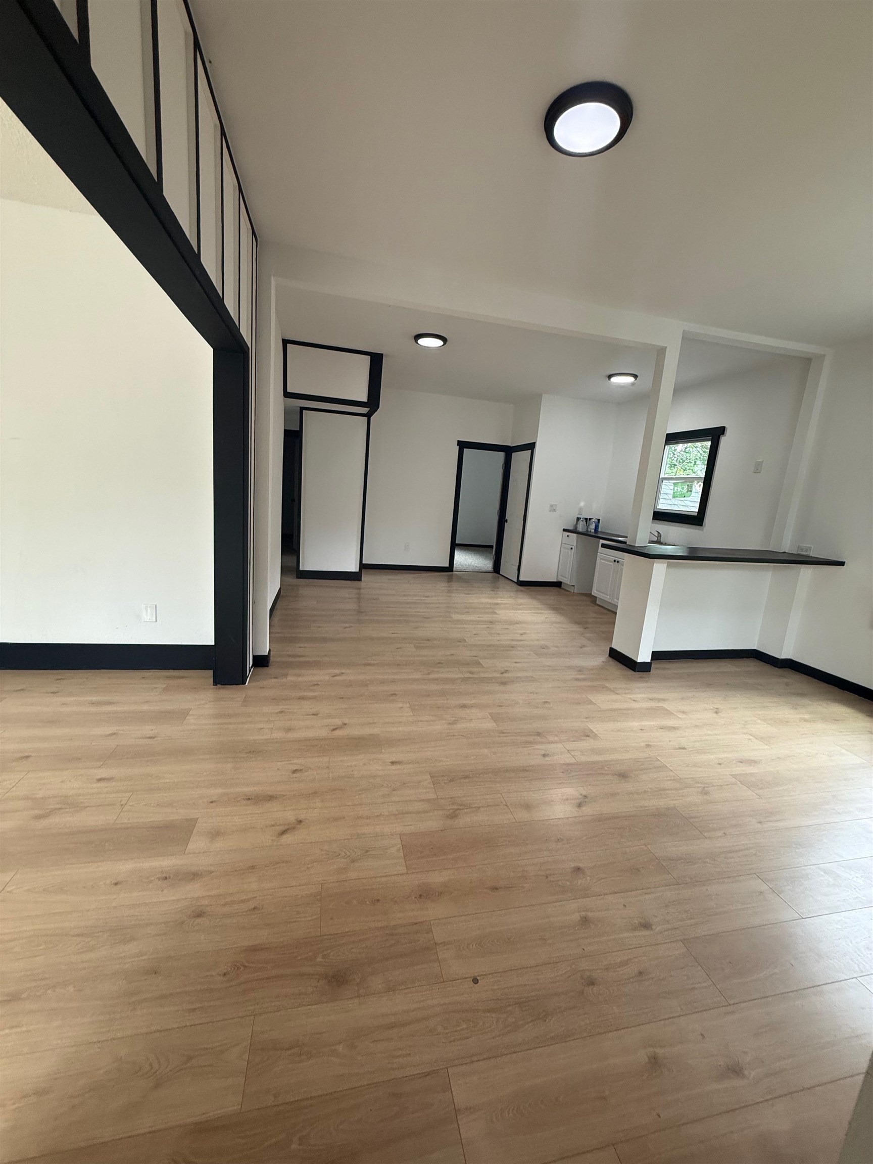 3415 S Grand Blvd - Photo 32