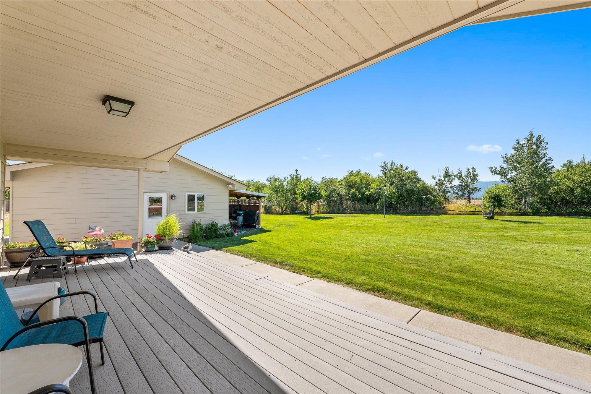 24106 Railroad Ave - Photo 21