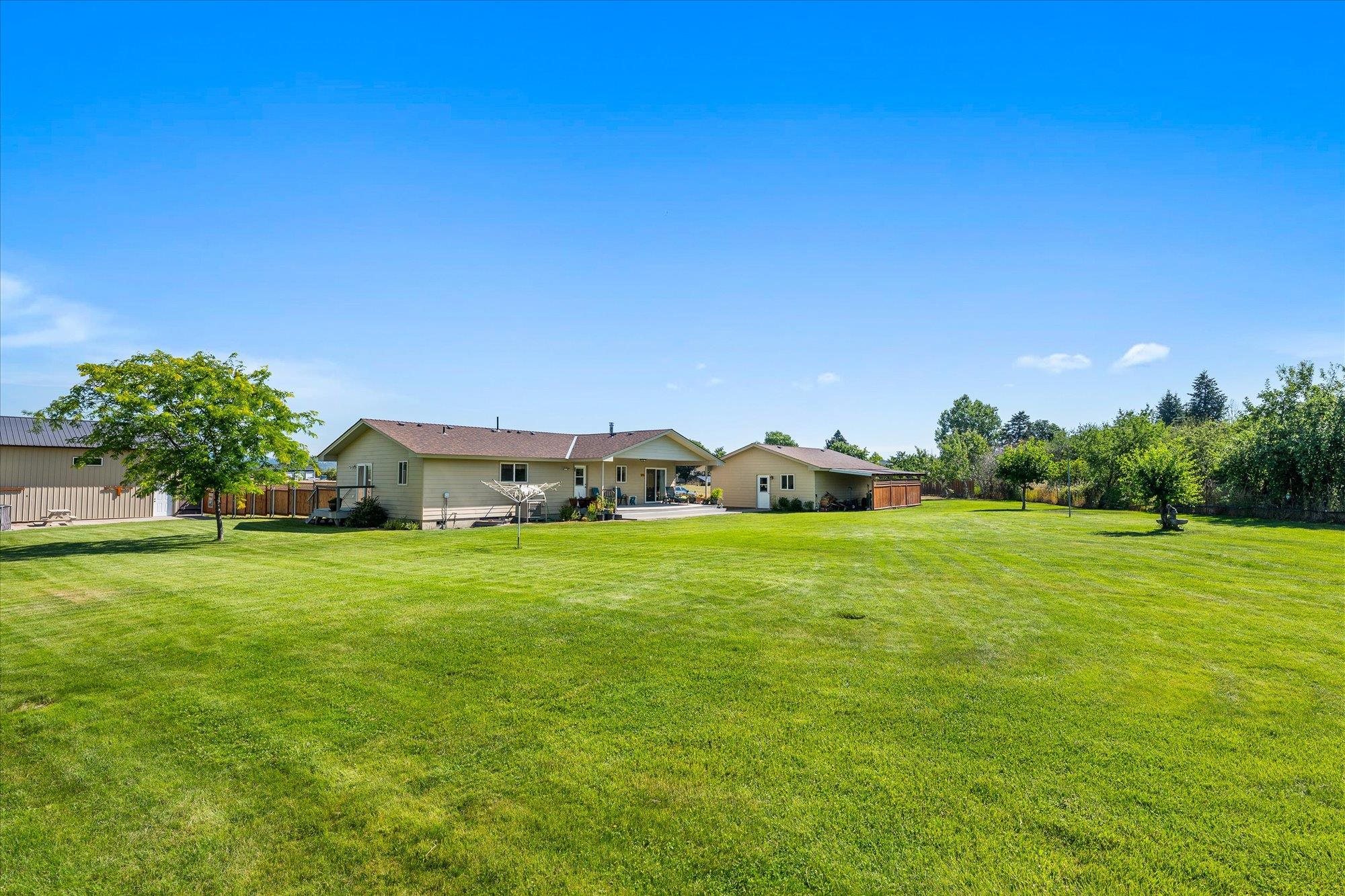 24106 Railroad Ave - Photo 25