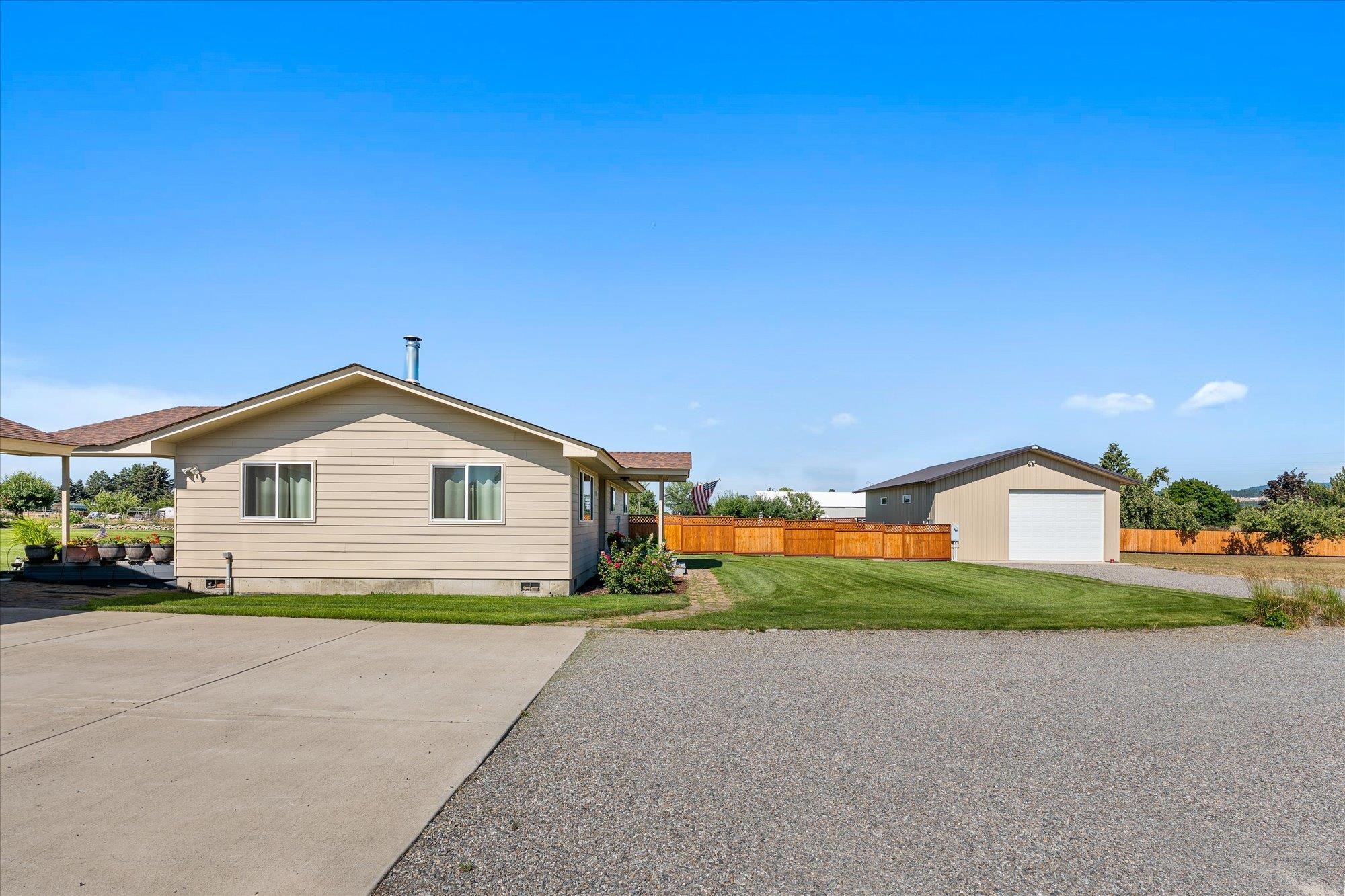 24106 Railroad Ave - Photo 28