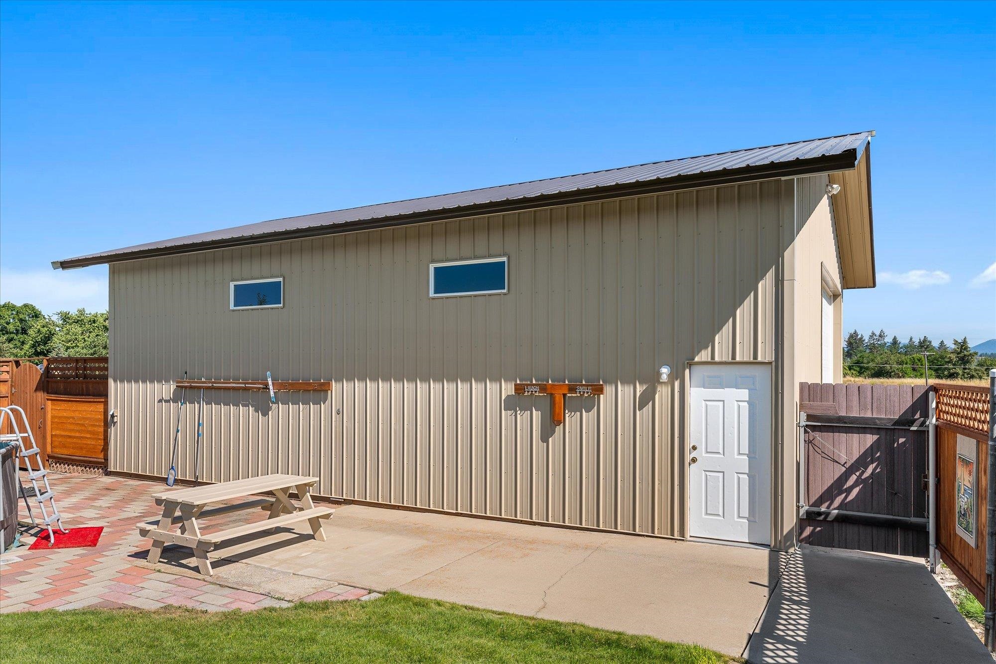 24106 Railroad Ave - Photo 29