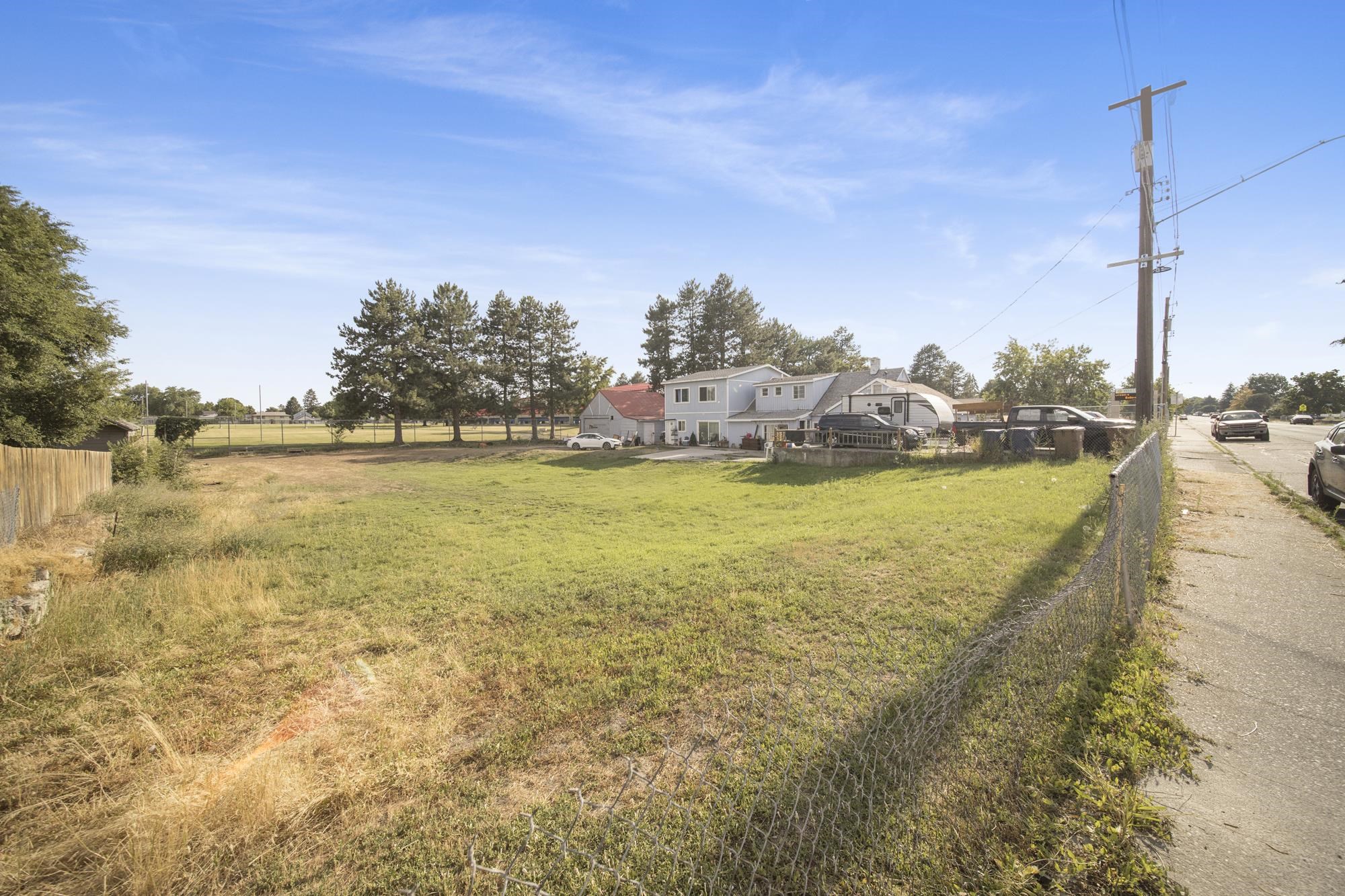 1648 E Rowan Ave - Photo 5