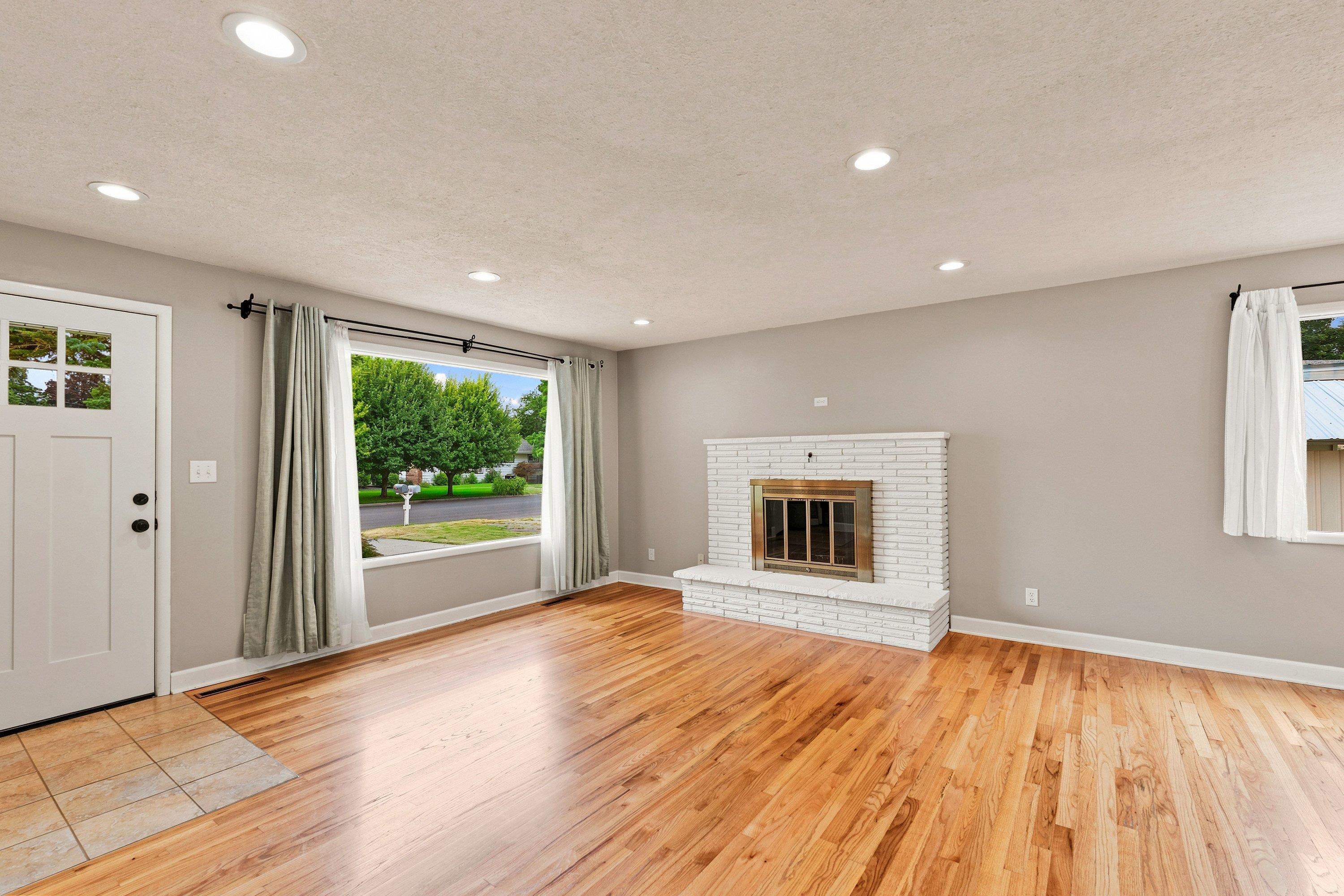 609 W Barnes Rd - Photo 6