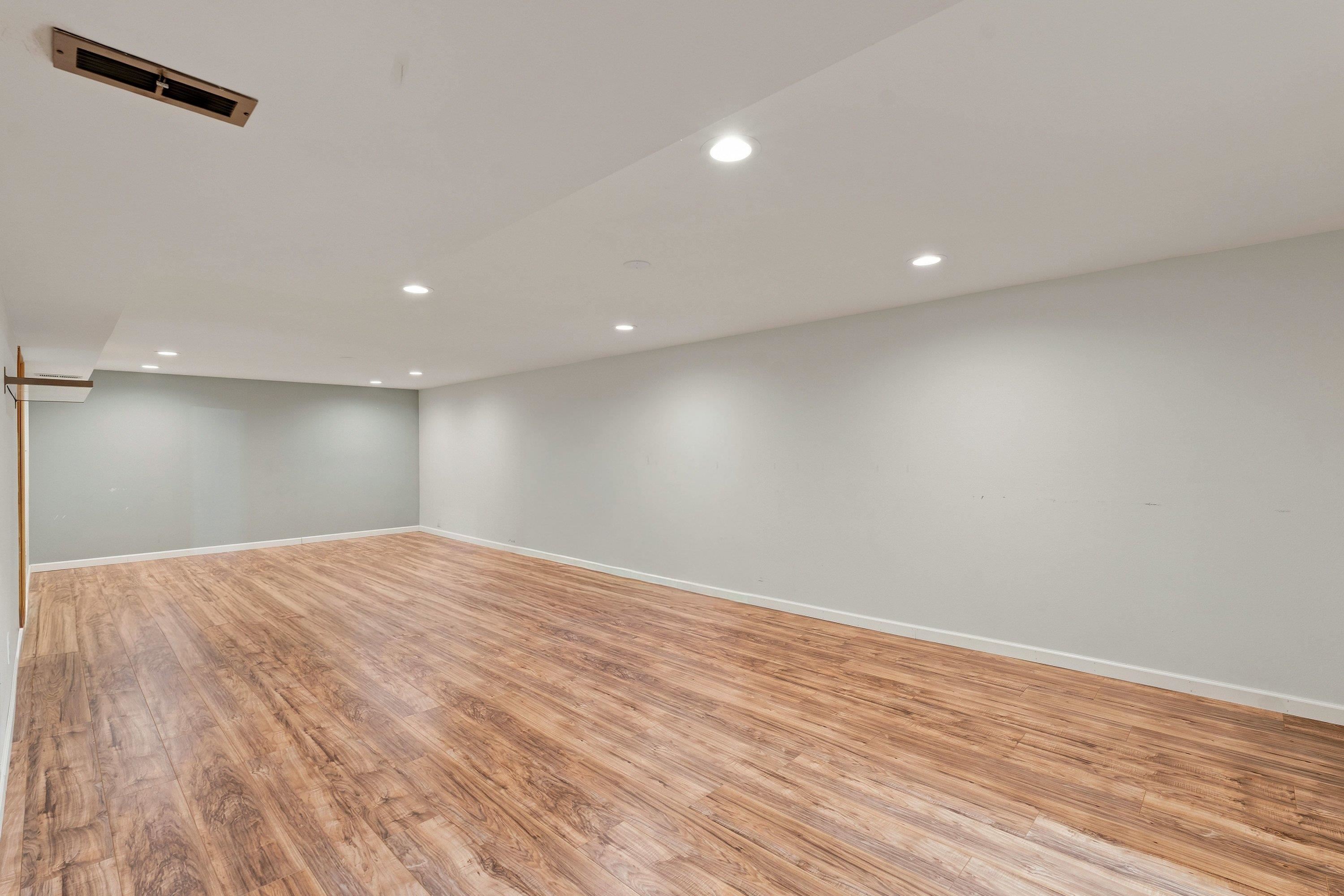 609 W Barnes Rd - Photo 25