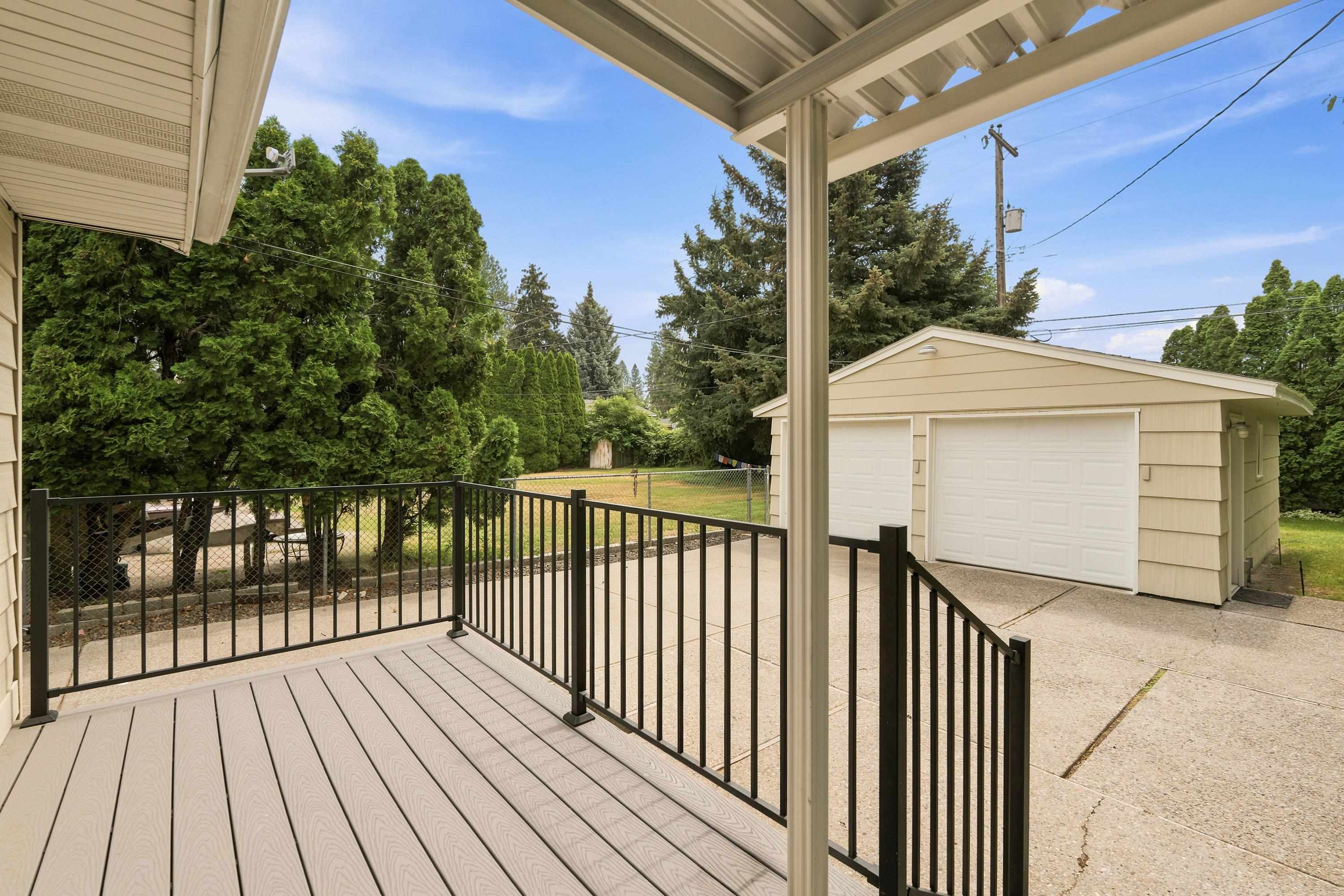 609 W Barnes Rd - Photo 29