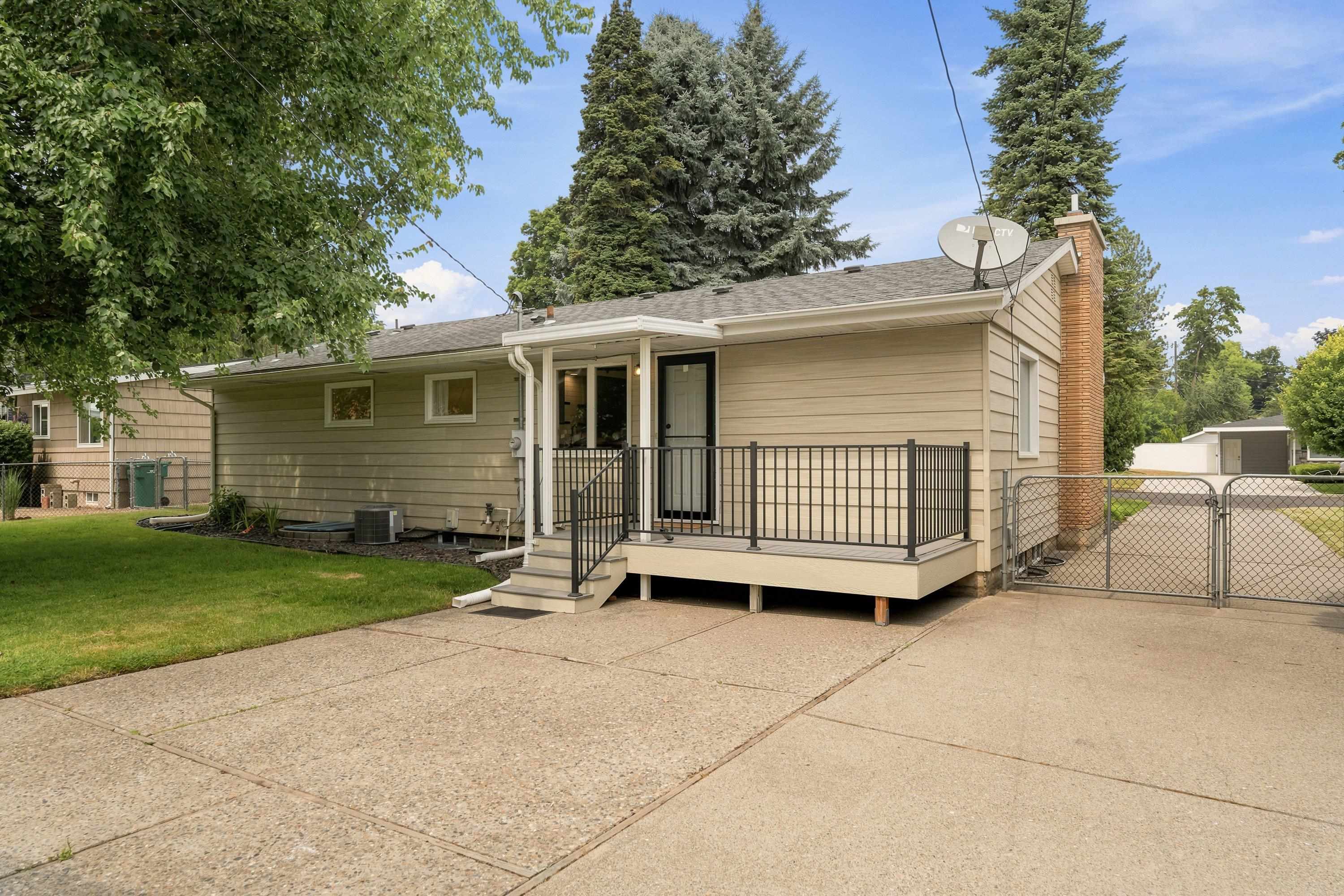 609 W Barnes Rd - Photo 31