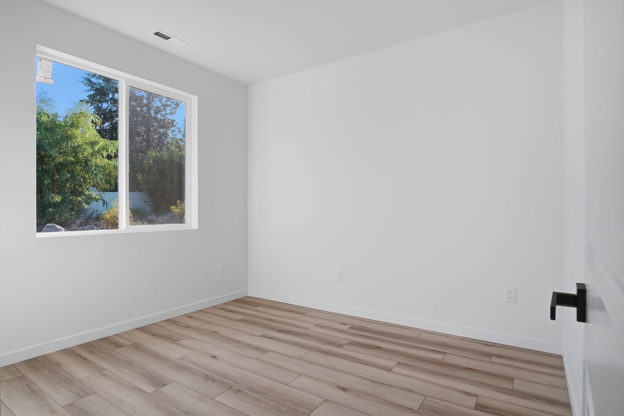 1702 5TH St - Photo 14