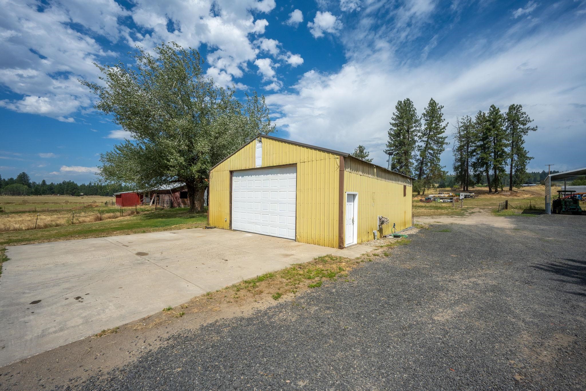 8511 E Hamilton Rd - Photo 39