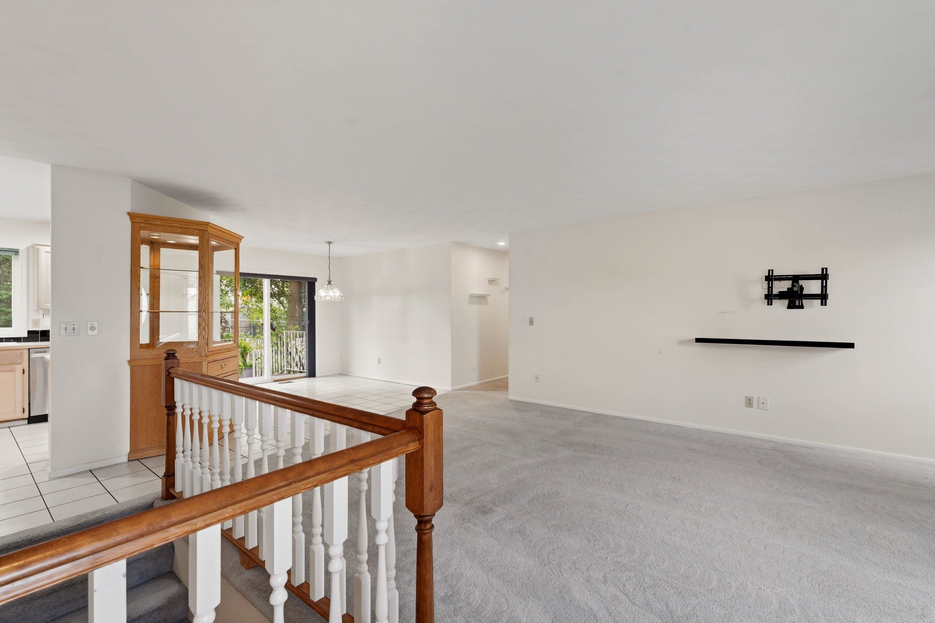 8126 N COLTON St - Photo 6