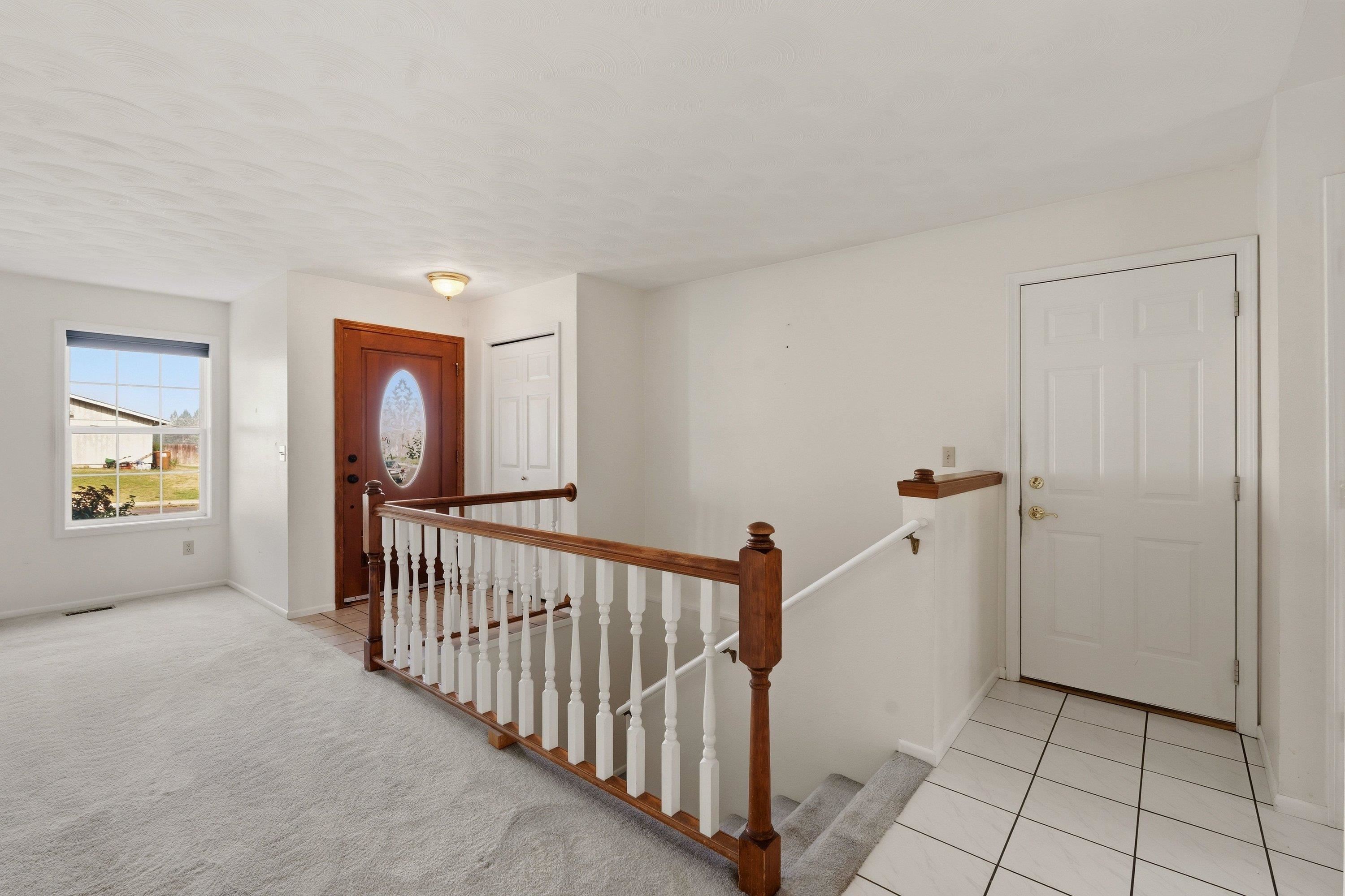 8126 N COLTON St - Photo 7