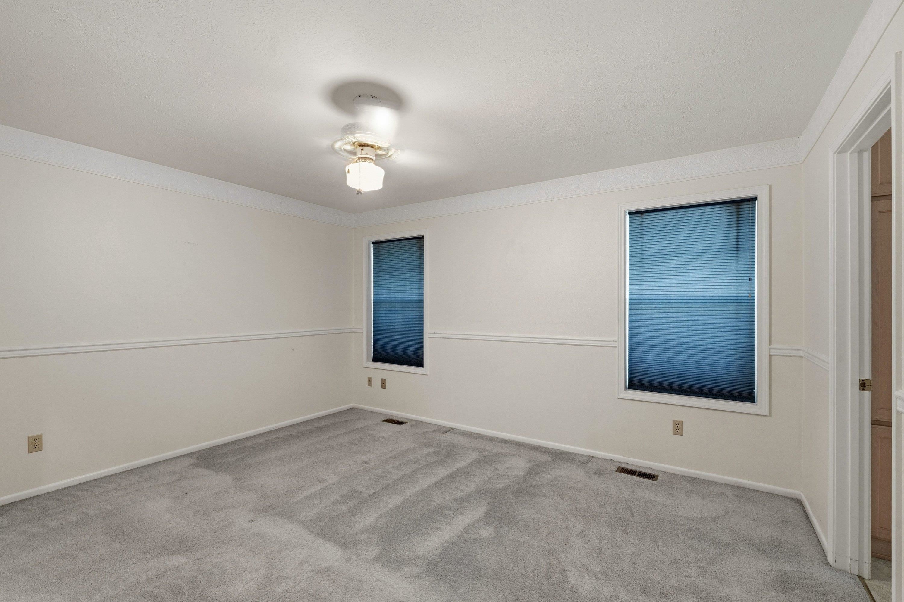 8126 N COLTON St - Photo 19