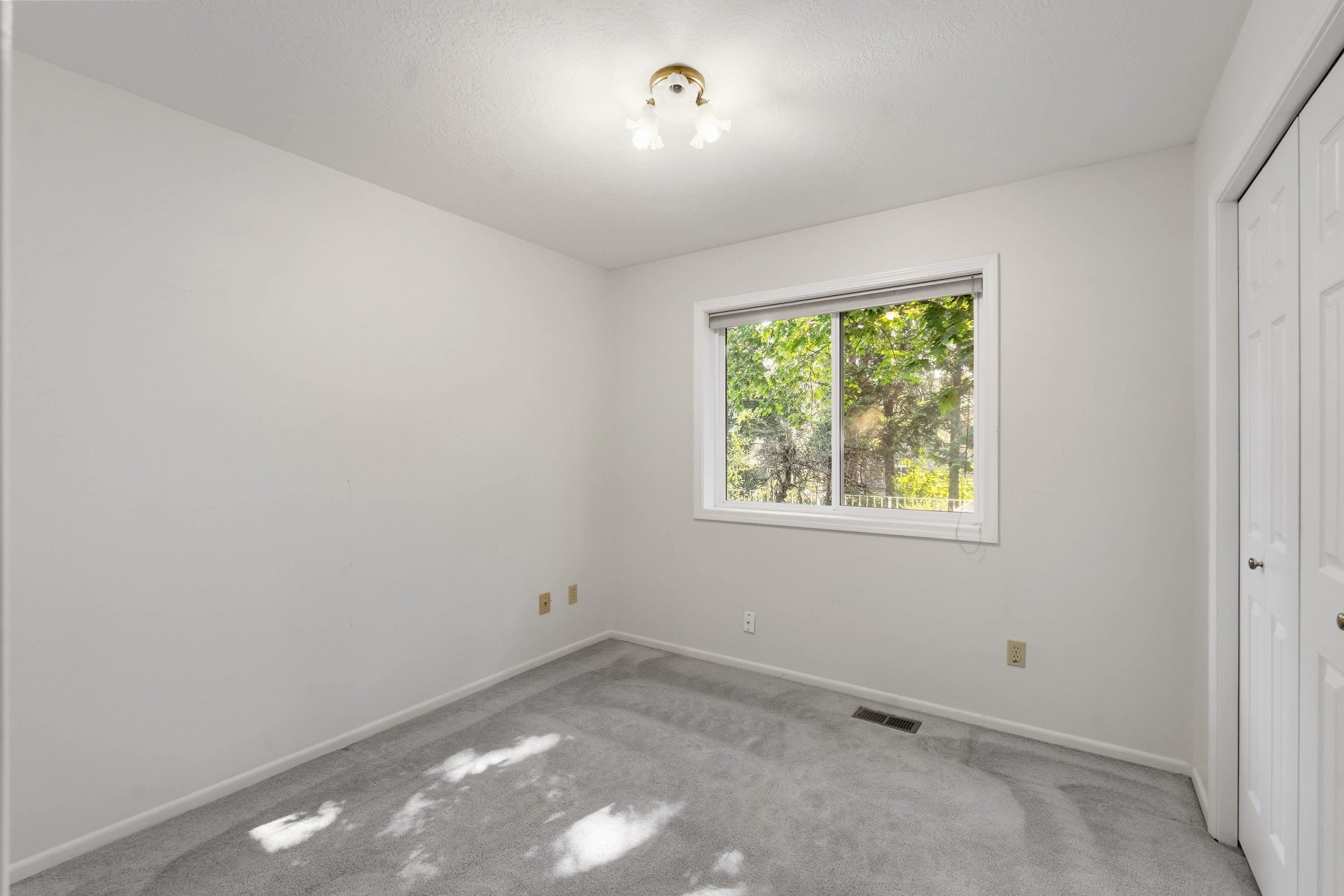 8126 N COLTON St - Photo 25