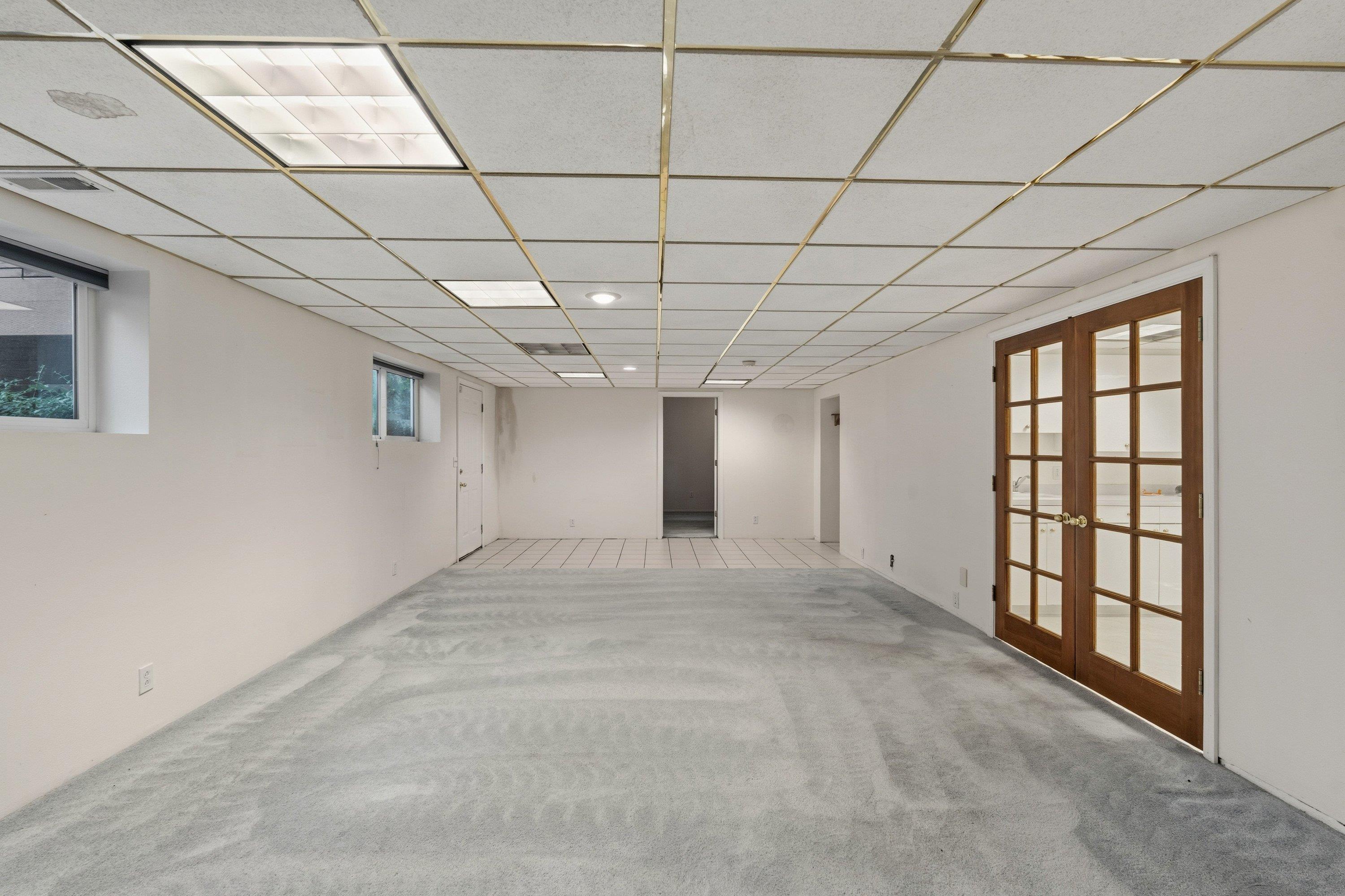 8126 N COLTON St - Photo 31