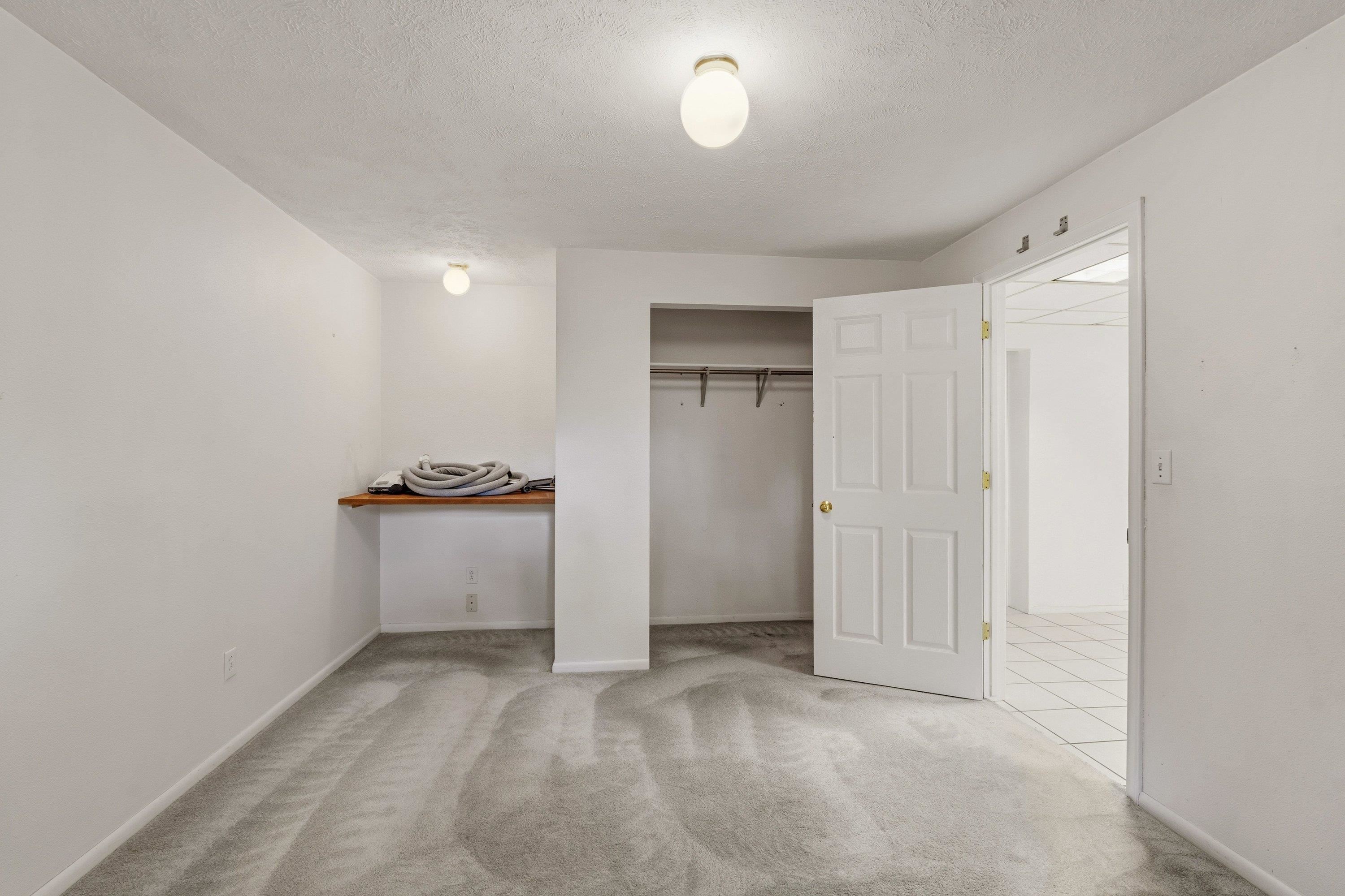 8126 N COLTON St - Photo 38