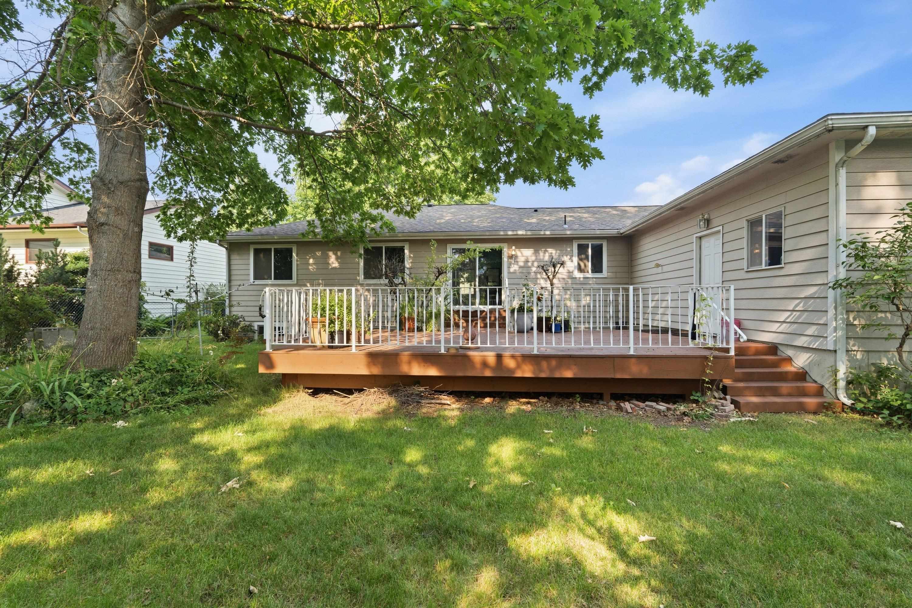 8126 N COLTON St - Photo 46