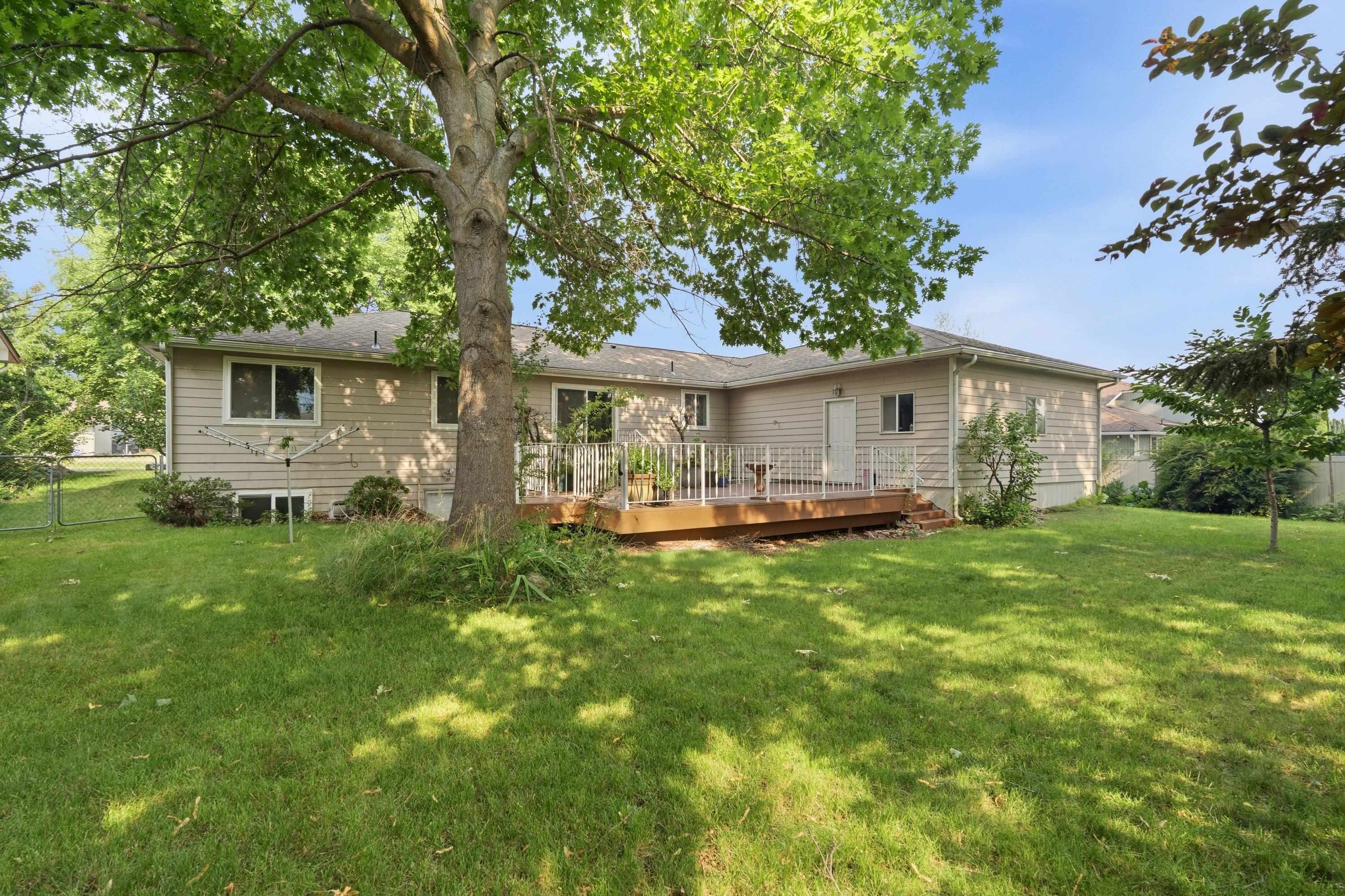 8126 N COLTON St - Photo 48