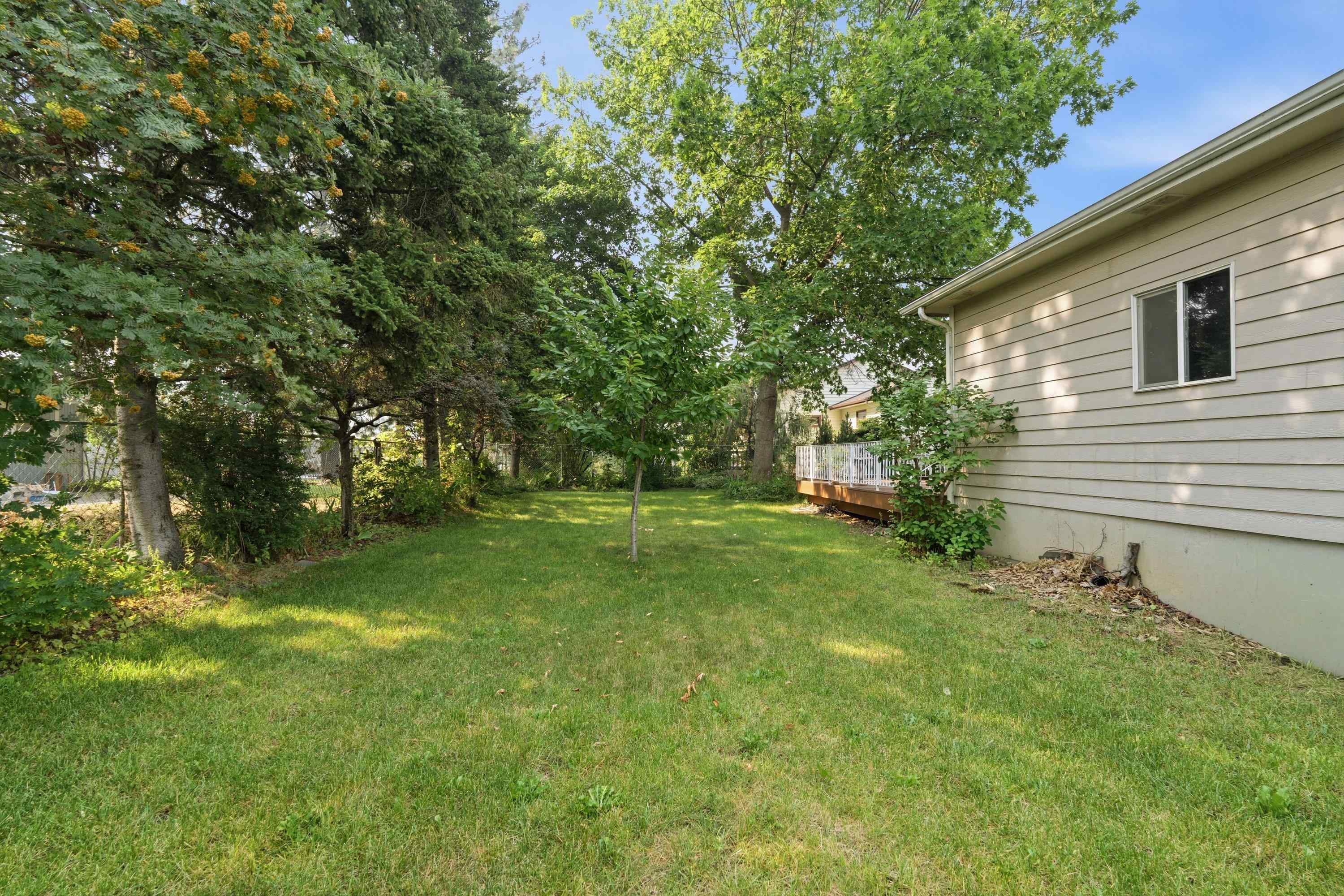8126 N COLTON St - Photo 49